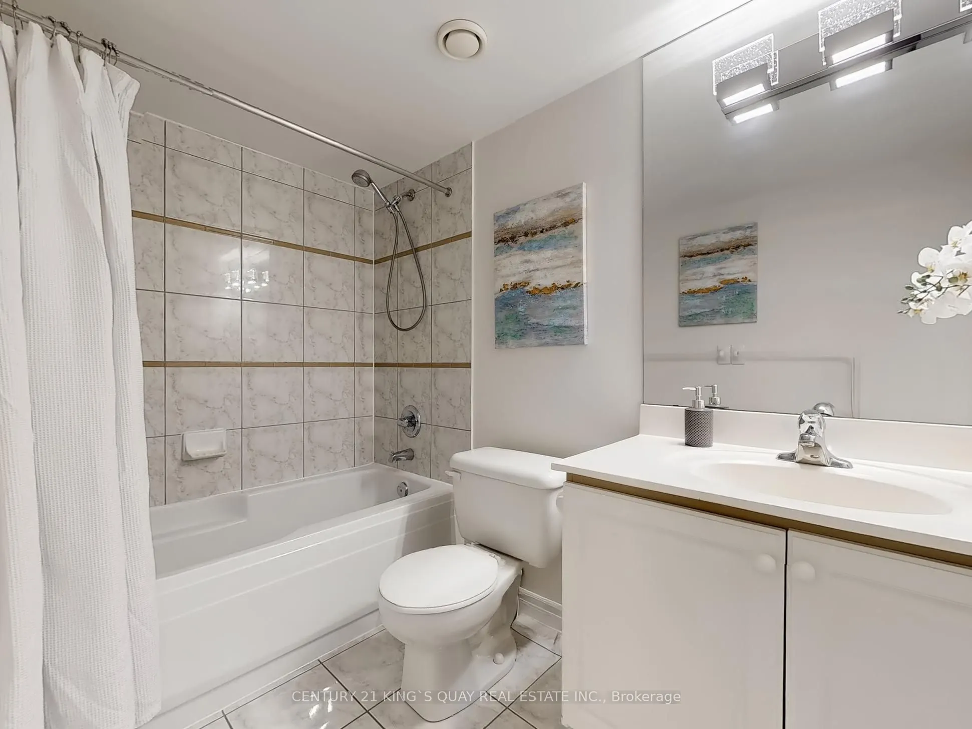 9015 Leslie Street E, #309