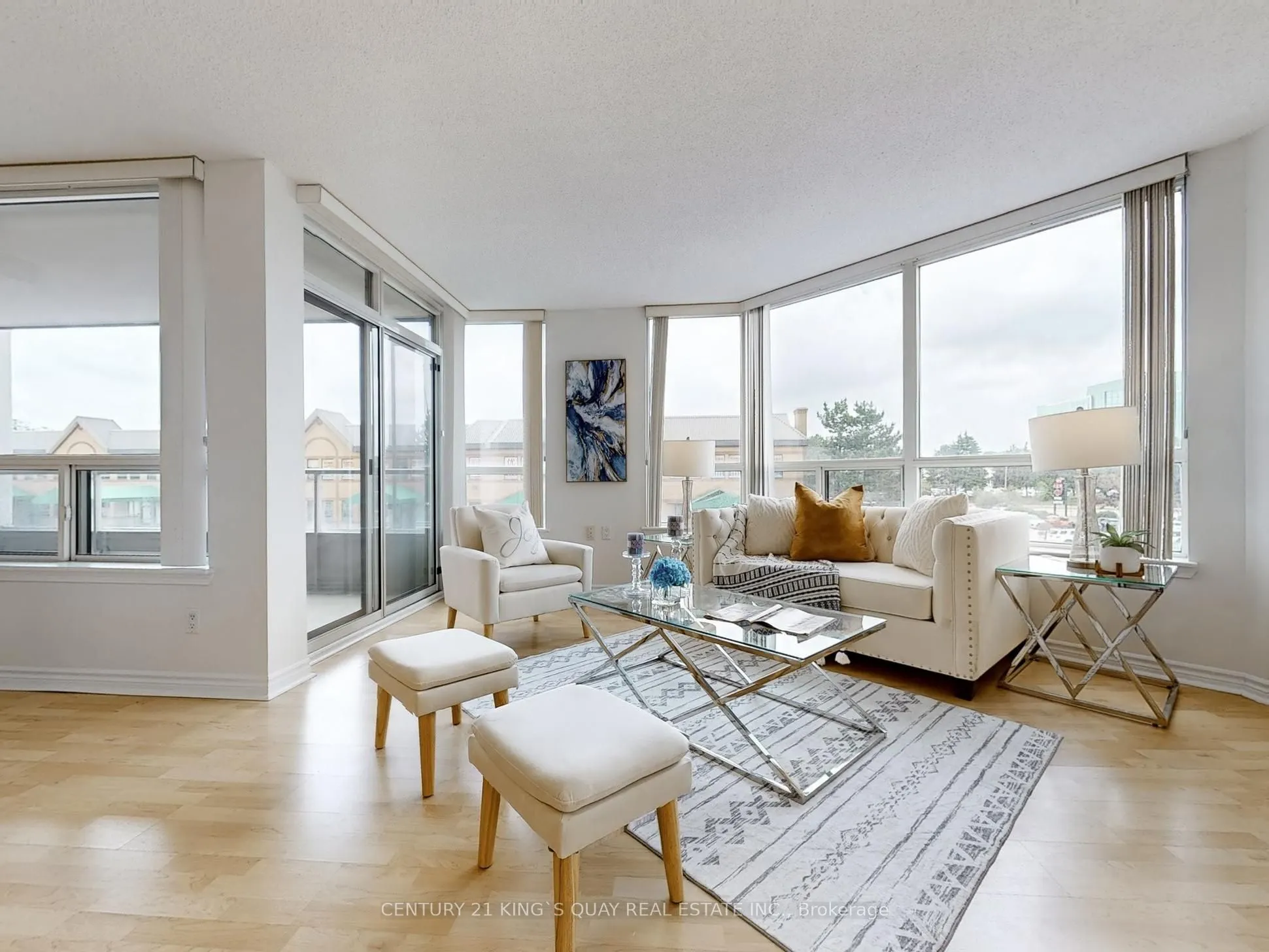 9015 Leslie Street E, #309