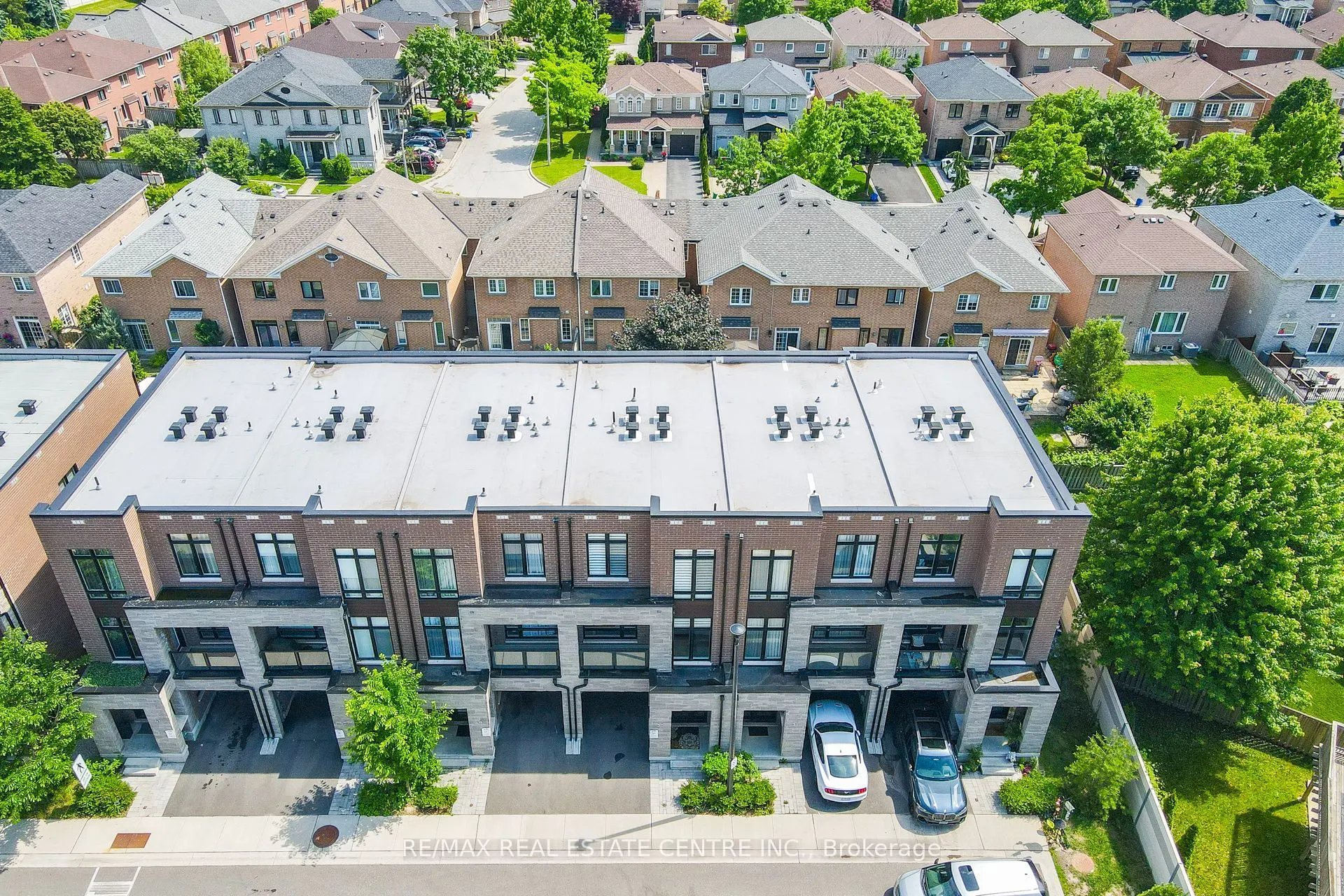 53 Benoit Street