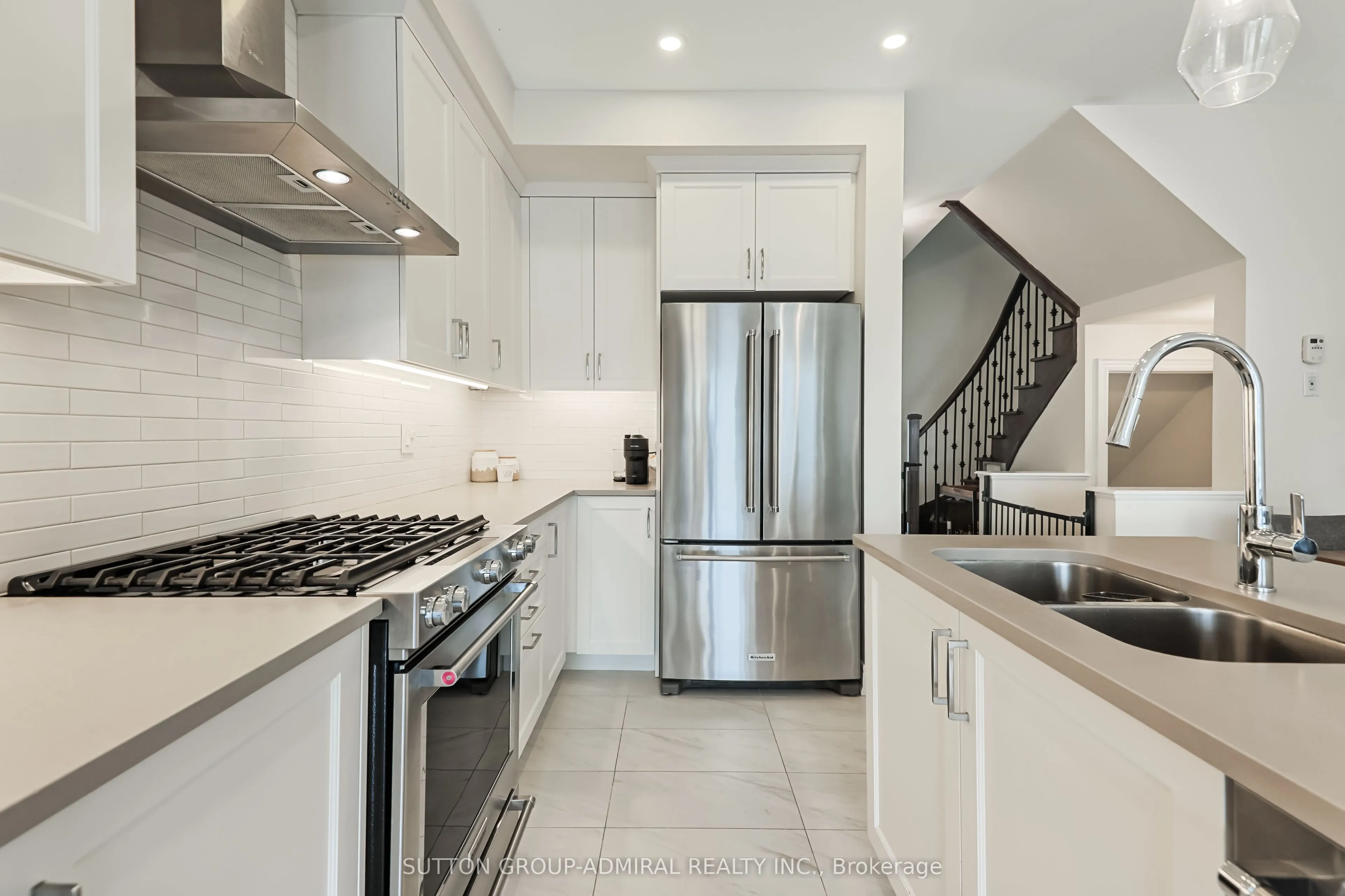 72 Drizzel Crescent