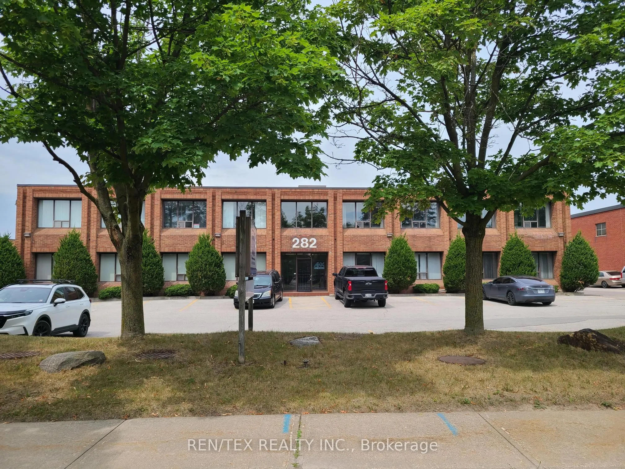 282 North Rivermede Road