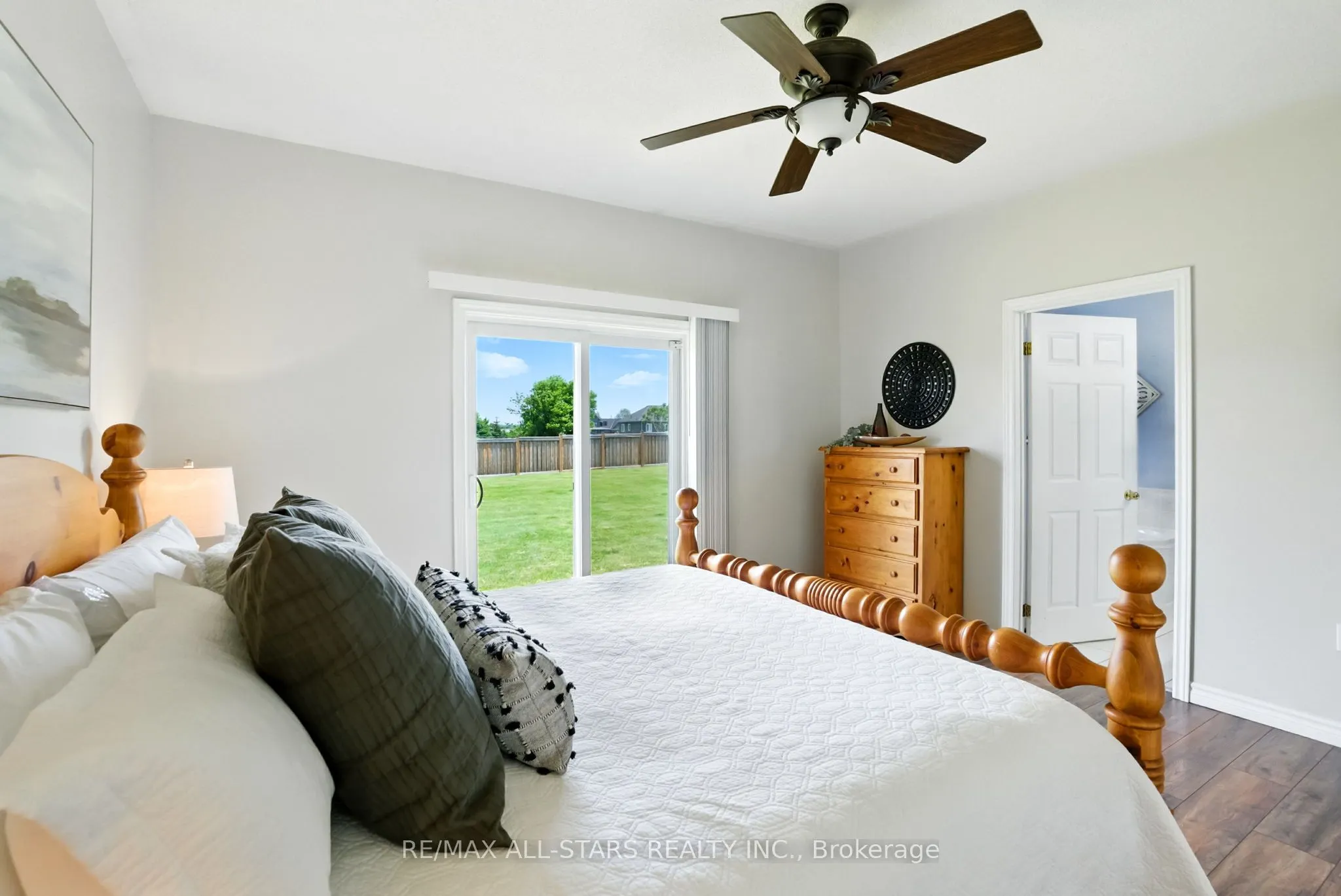 28 Bagshaw Crescent