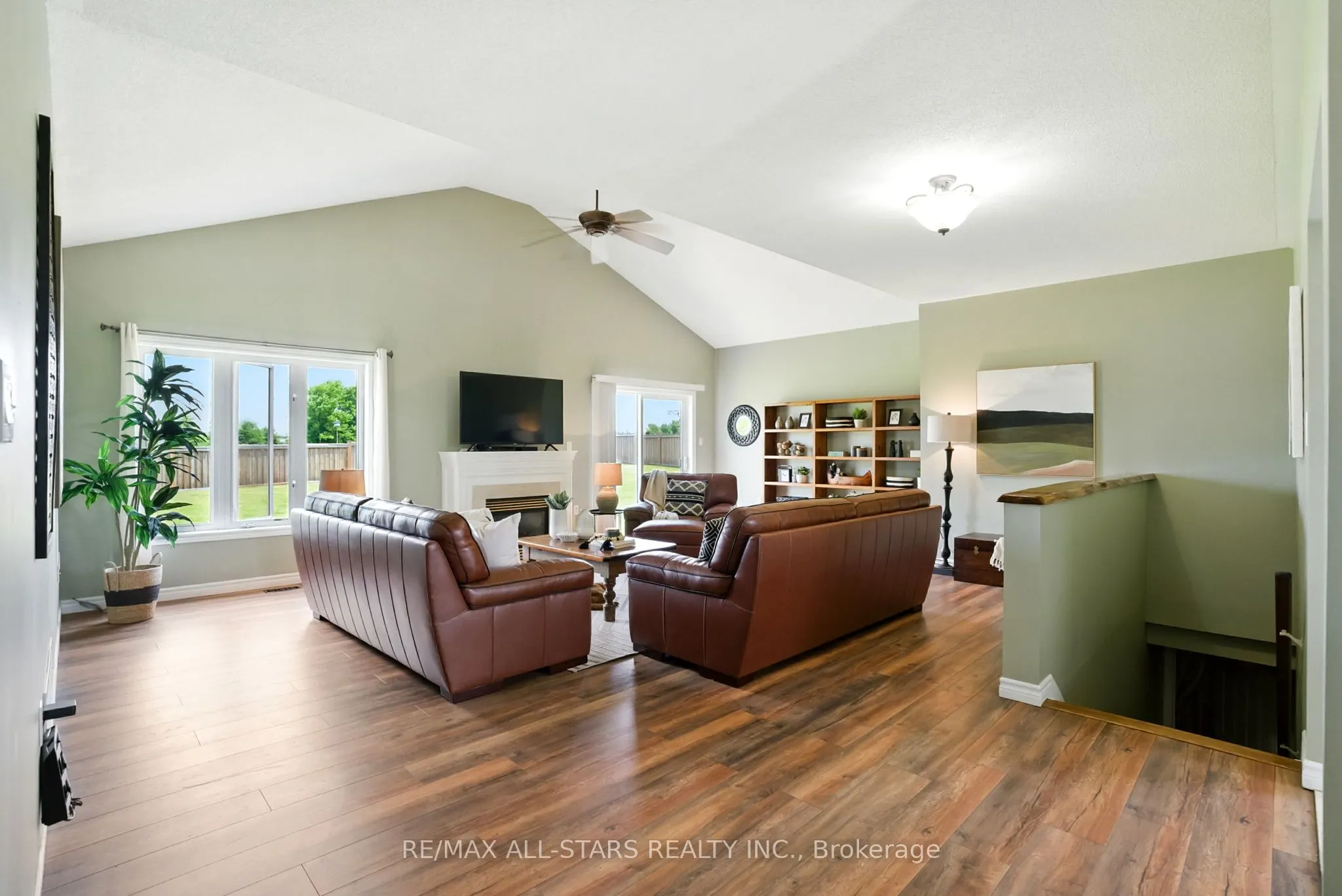 28 Bagshaw Crescent