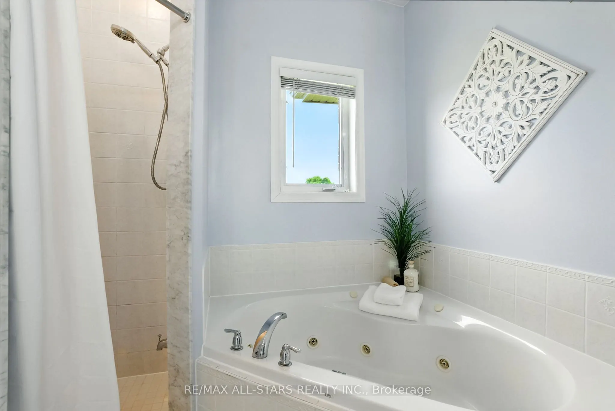 28 Bagshaw Crescent