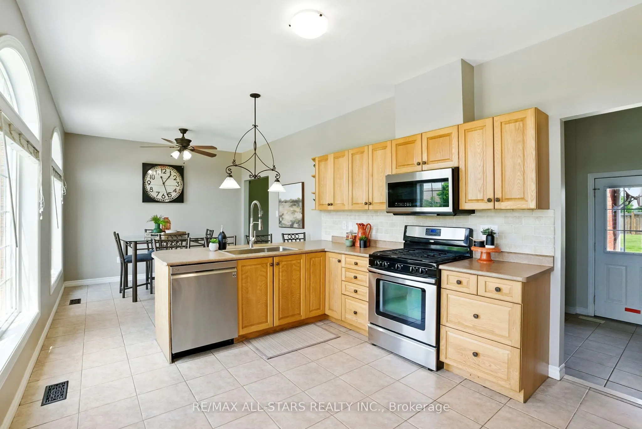 28 Bagshaw Crescent