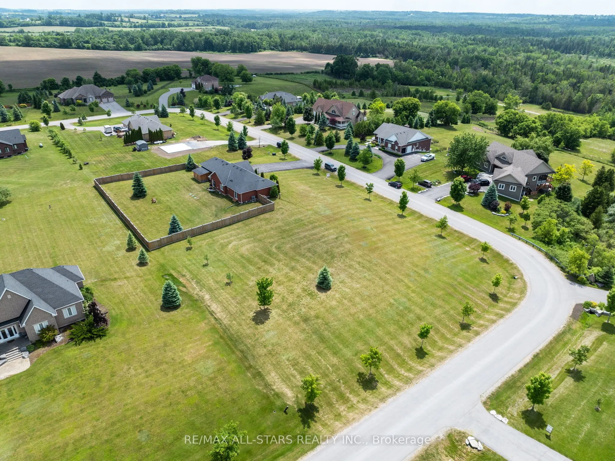 28 Bagshaw Crescent