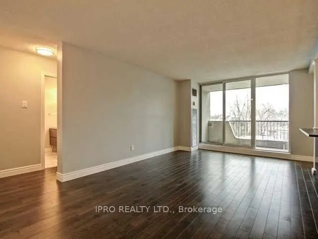 7811 Yonge Street, #307
