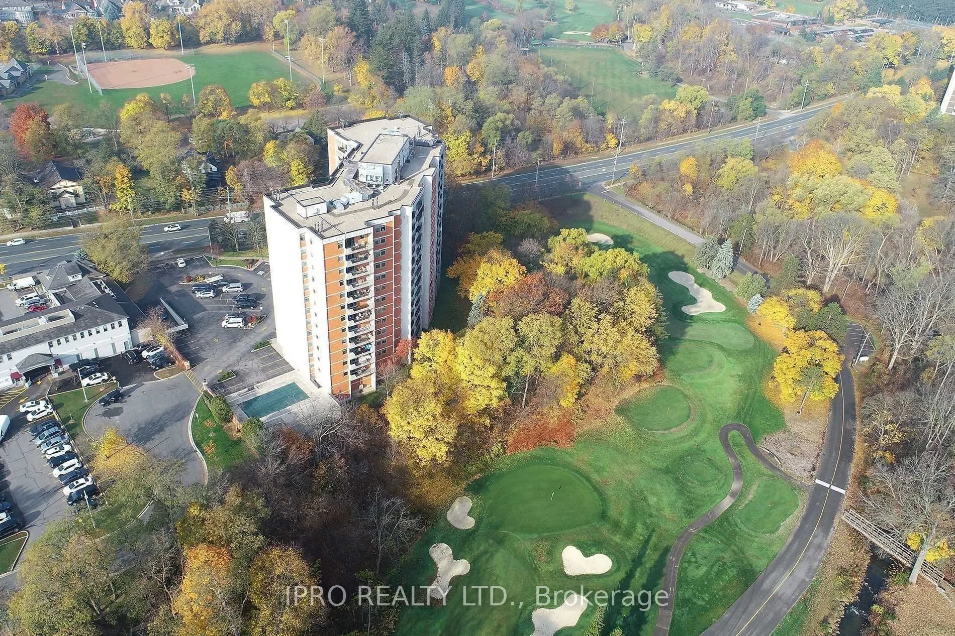 7811 Yonge Street, #307