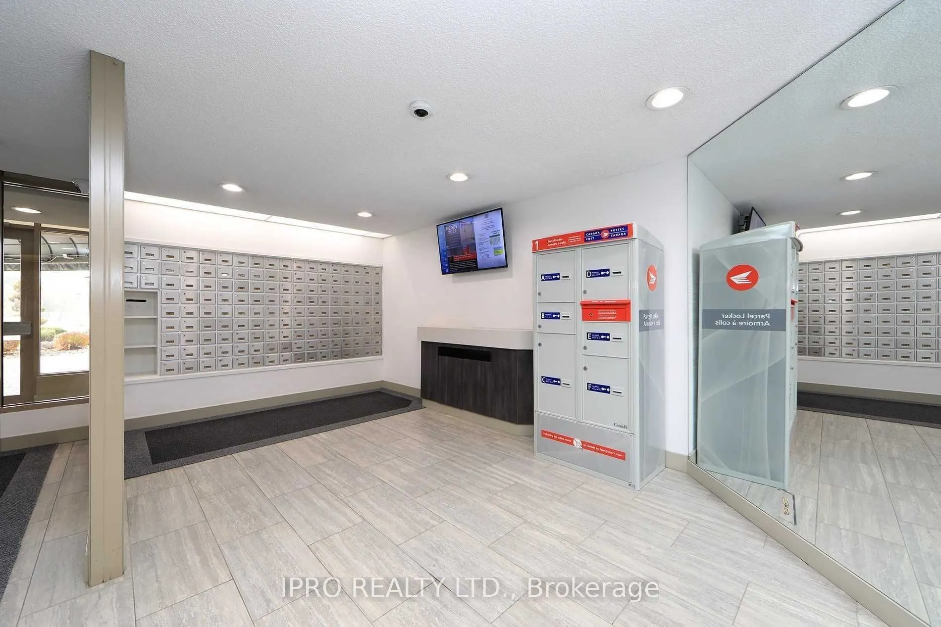 7811 Yonge Street, #307