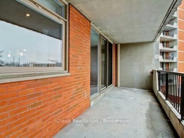 7811 Yonge Street, #307