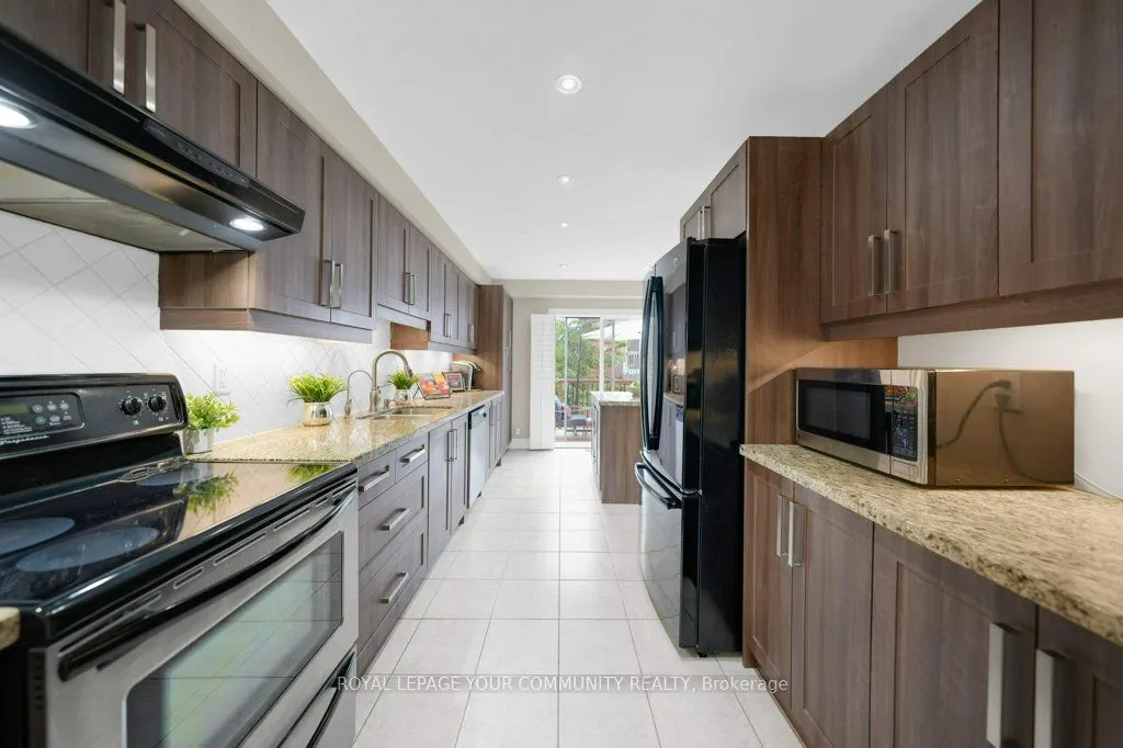 79 Gail Parks Crescent