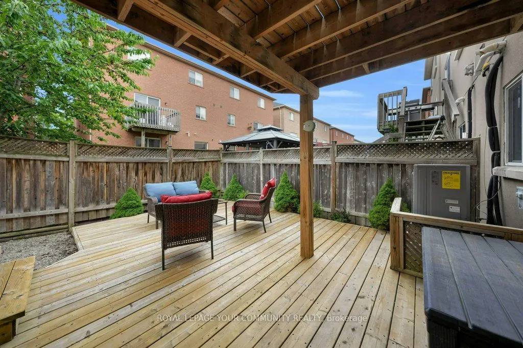 79 Gail Parks Crescent