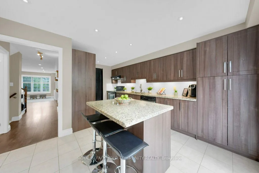79 Gail Parks Crescent