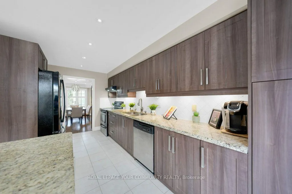 79 Gail Parks Crescent