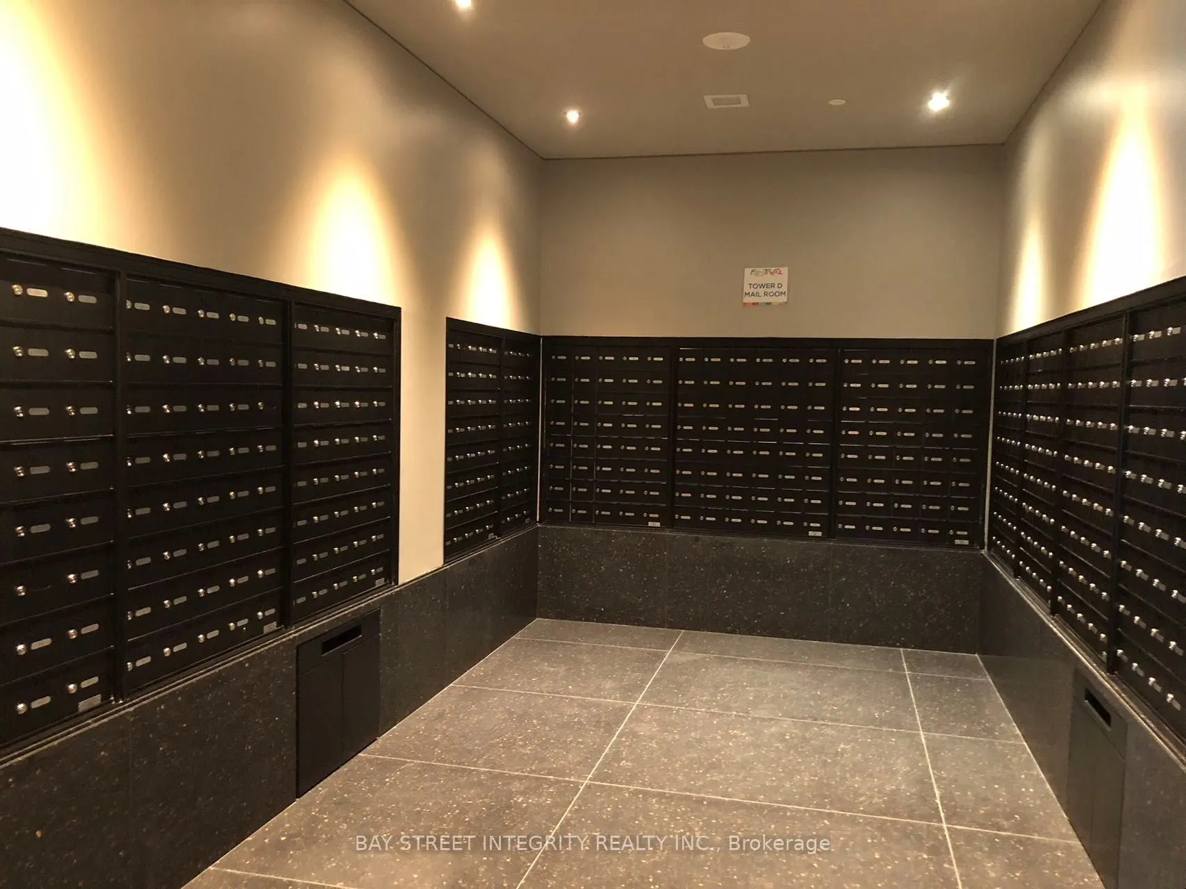 28 Interchange Way, #903