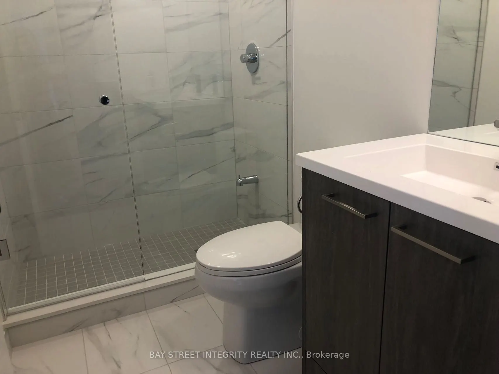 28 Interchange Way, #903