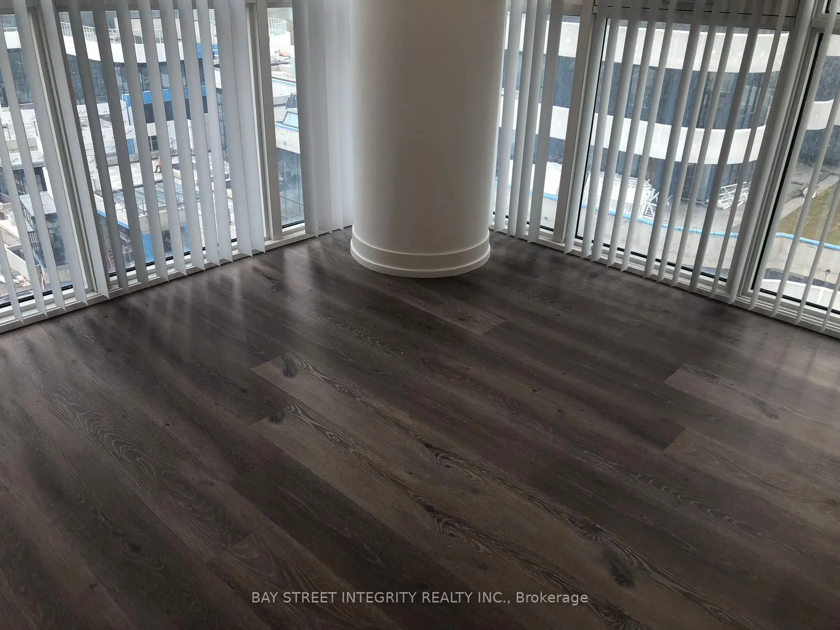 28 Interchange Way, #903