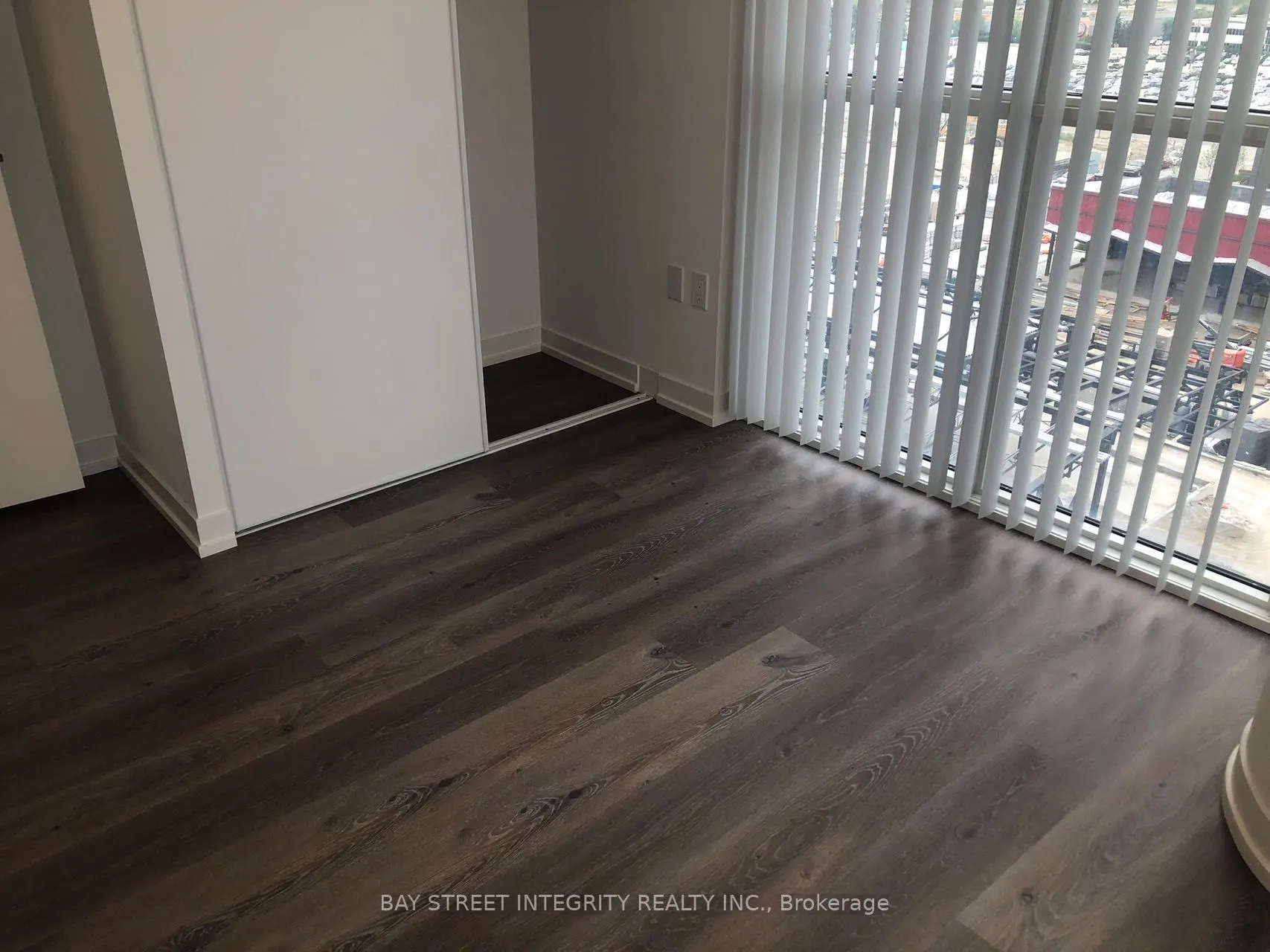 28 Interchange Way, #903