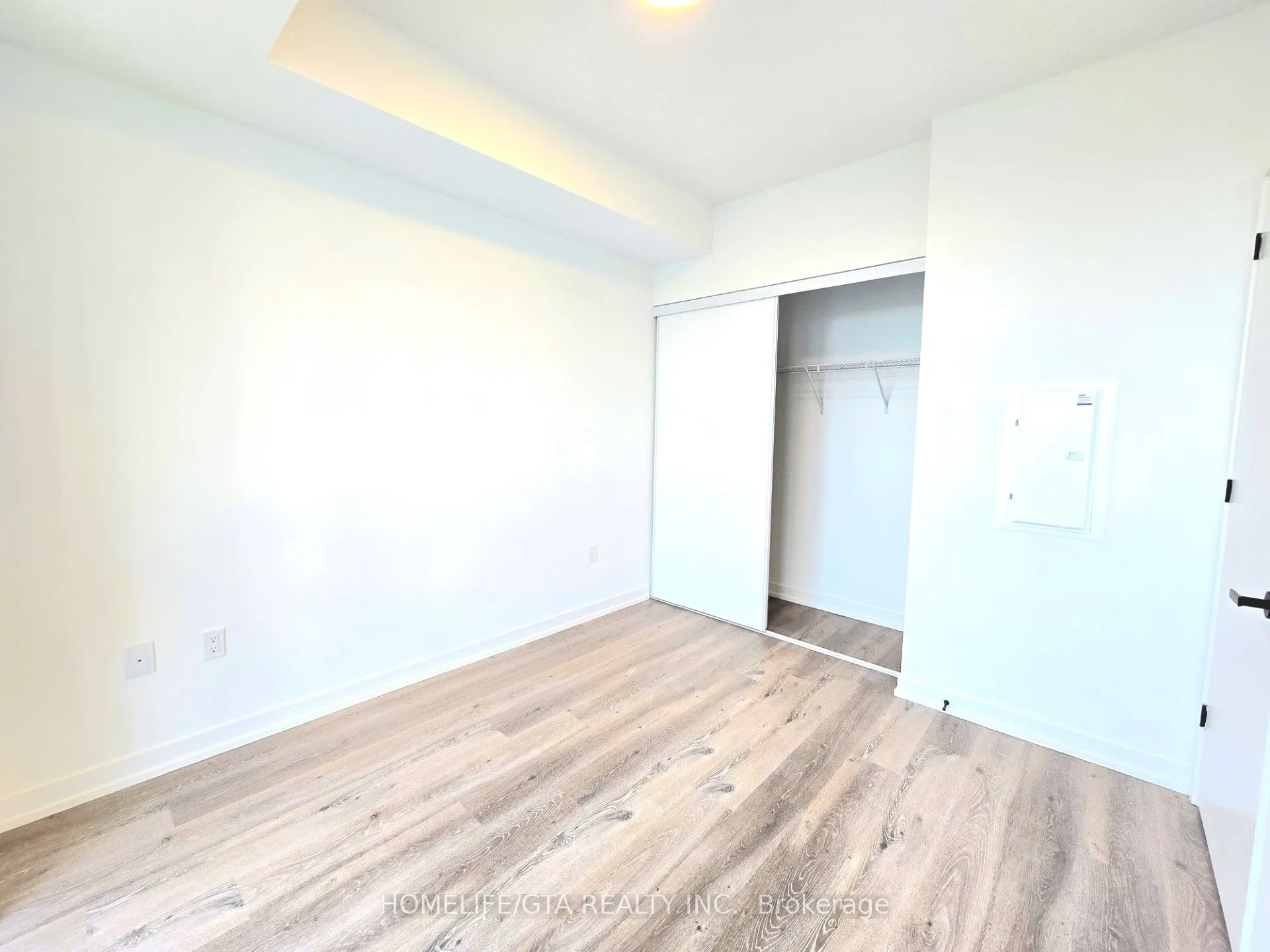 28 Interchange Way, #909