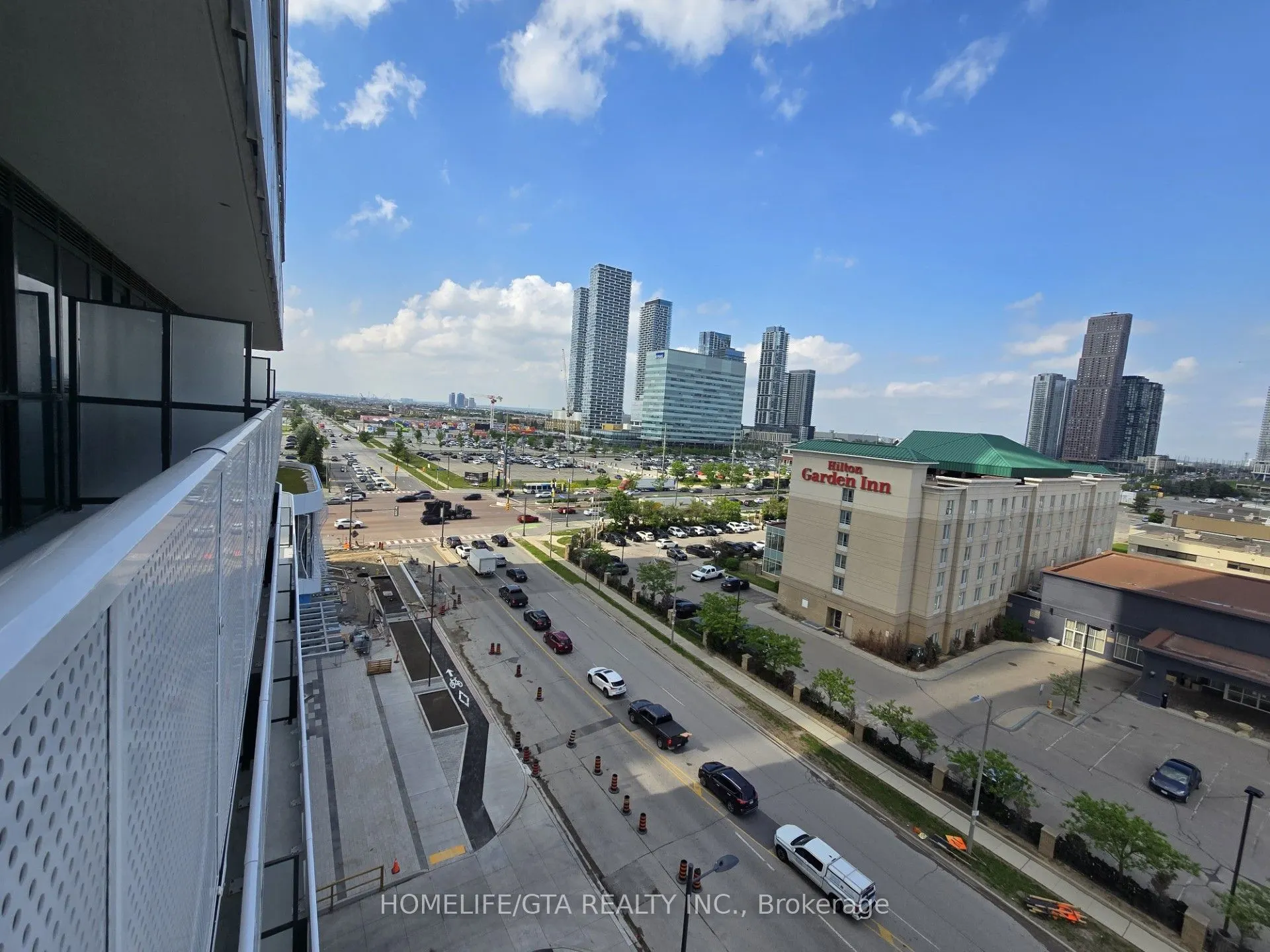 28 Interchange Way, #909