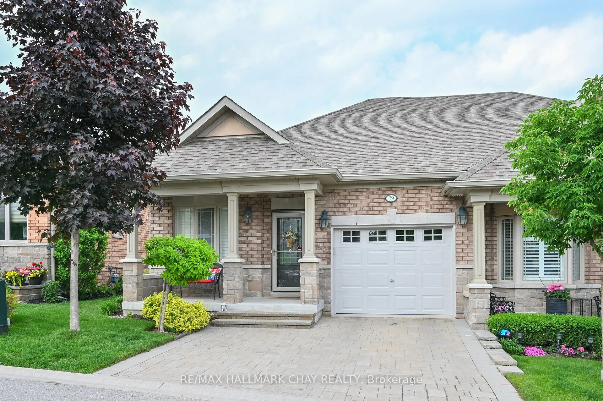 39 Westmount Drive, #19