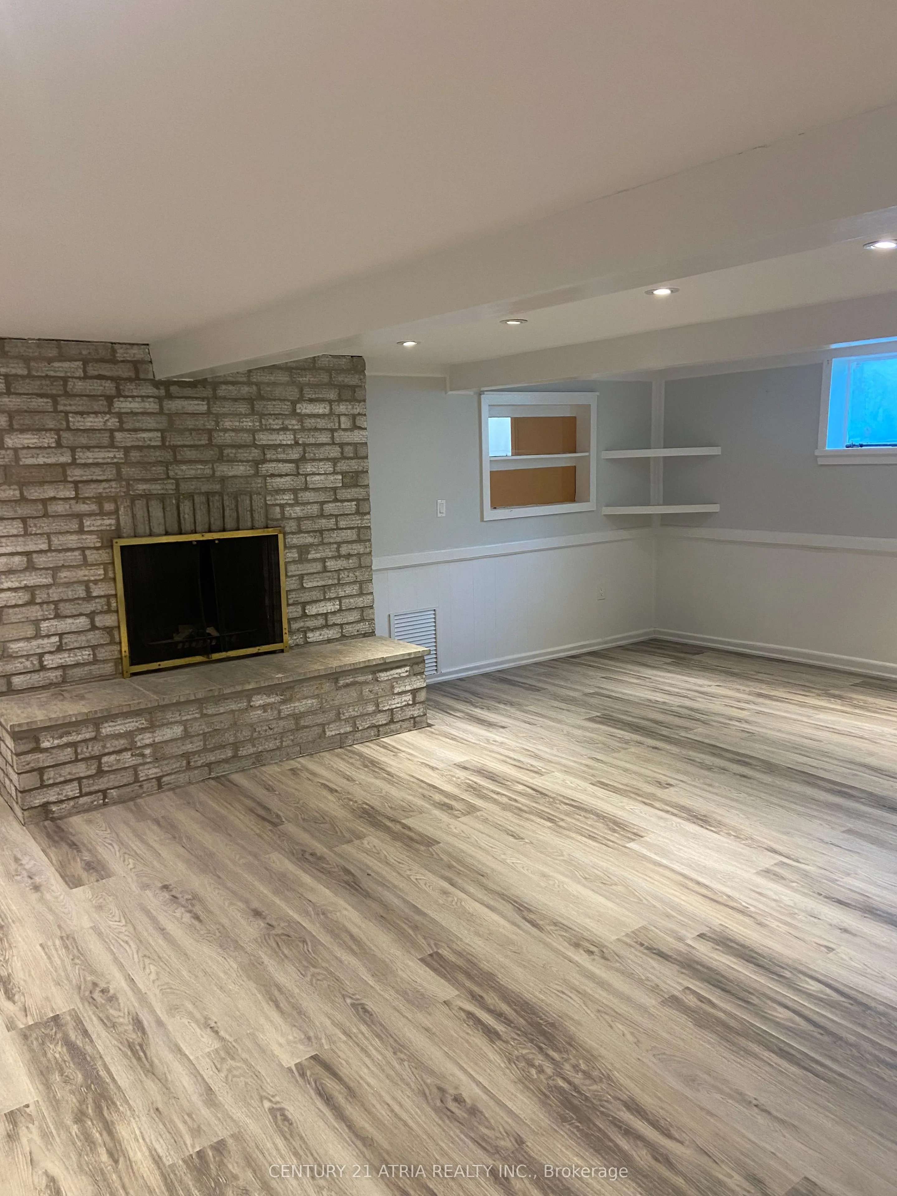 27 Waterbend Drive