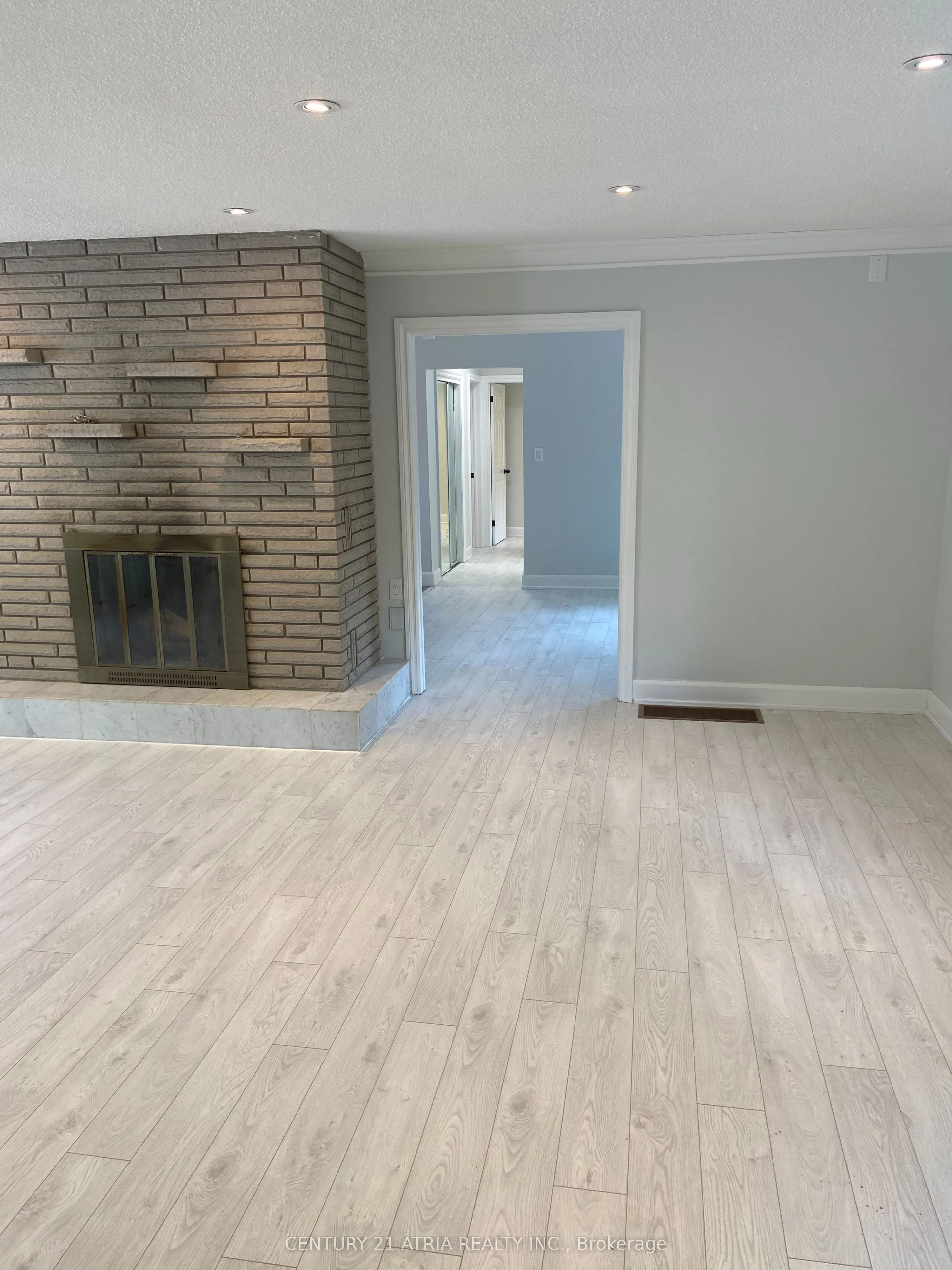 27 Waterbend Drive