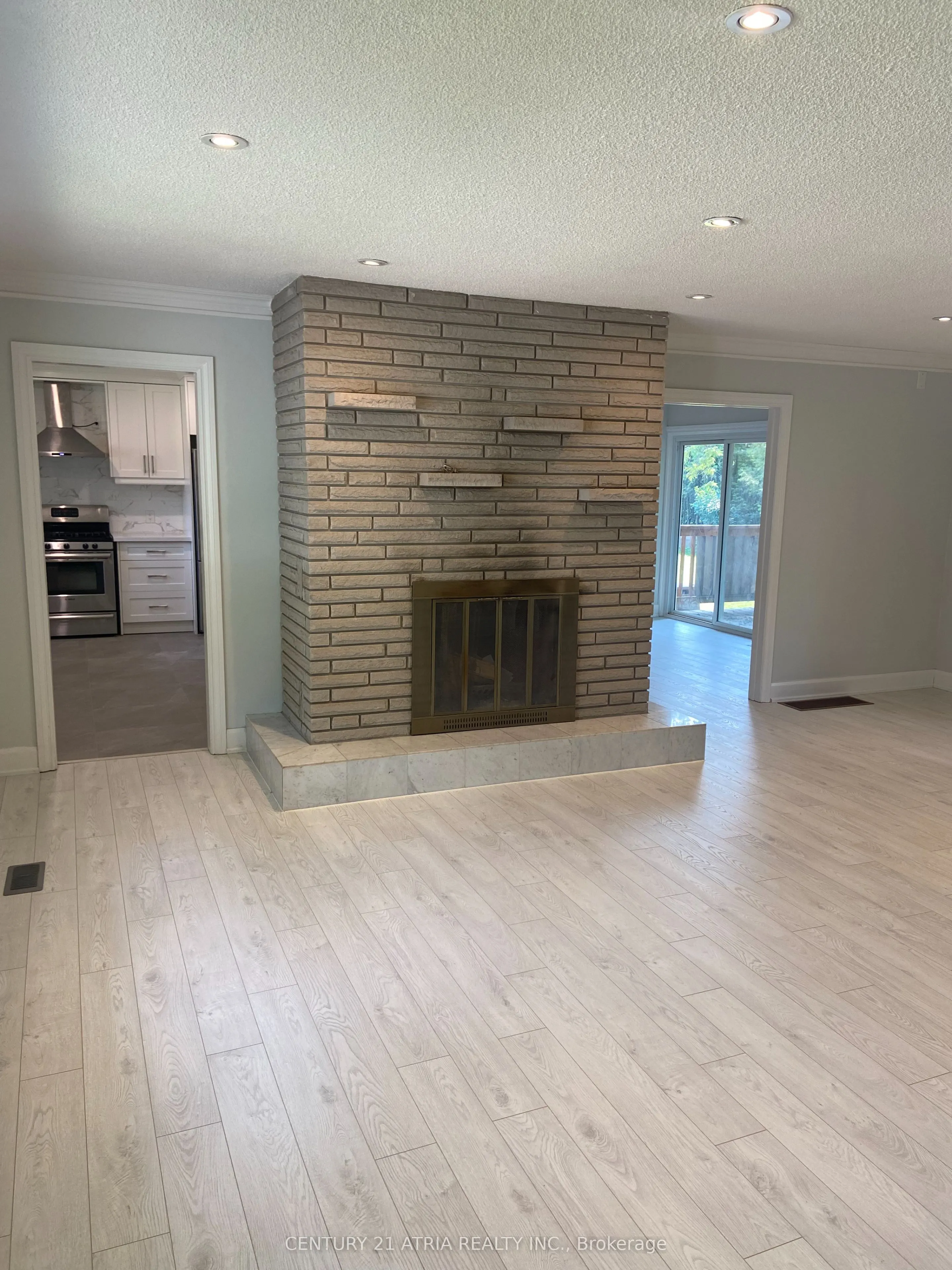 27 Waterbend Drive
