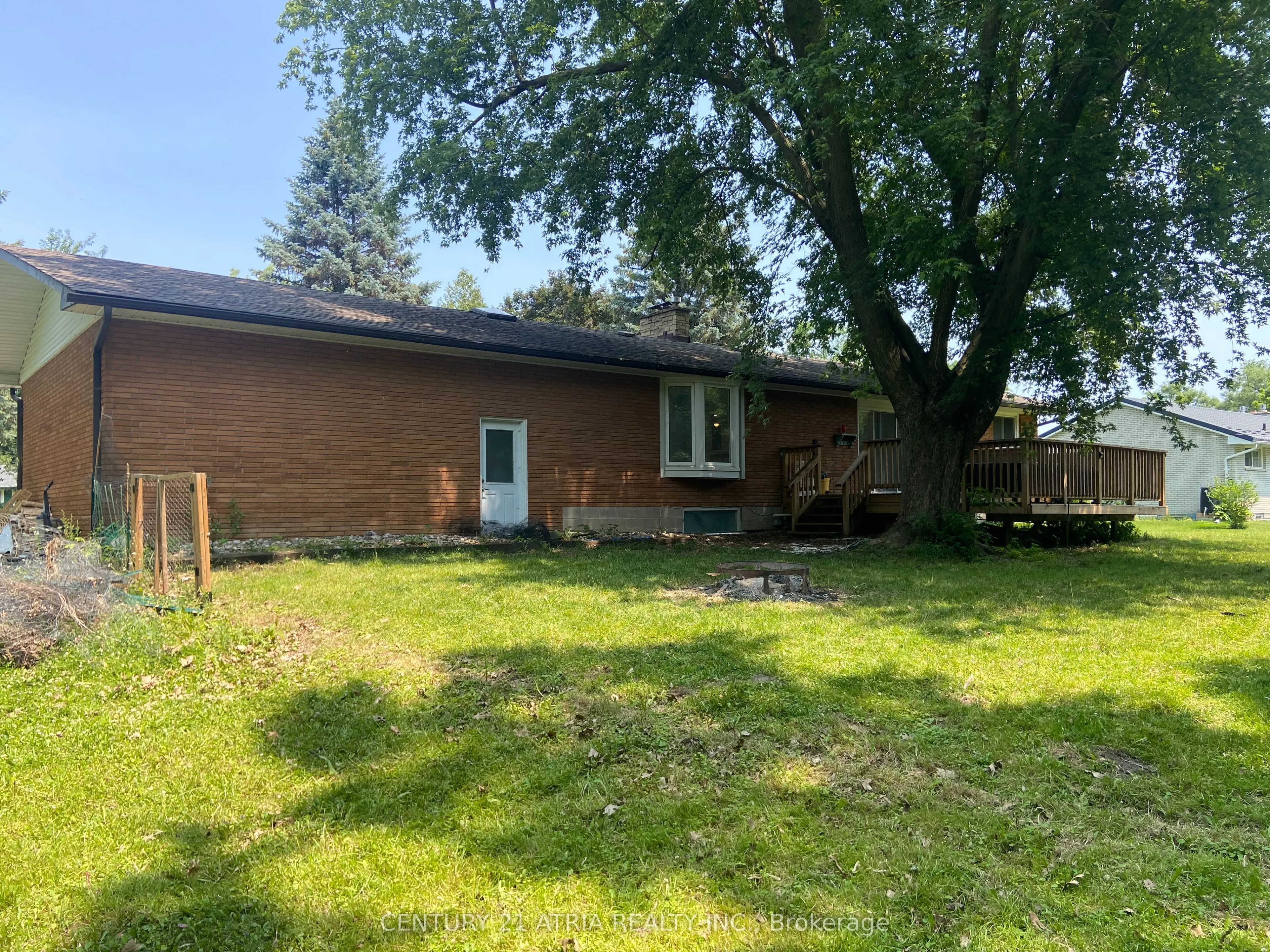27 Waterbend Drive