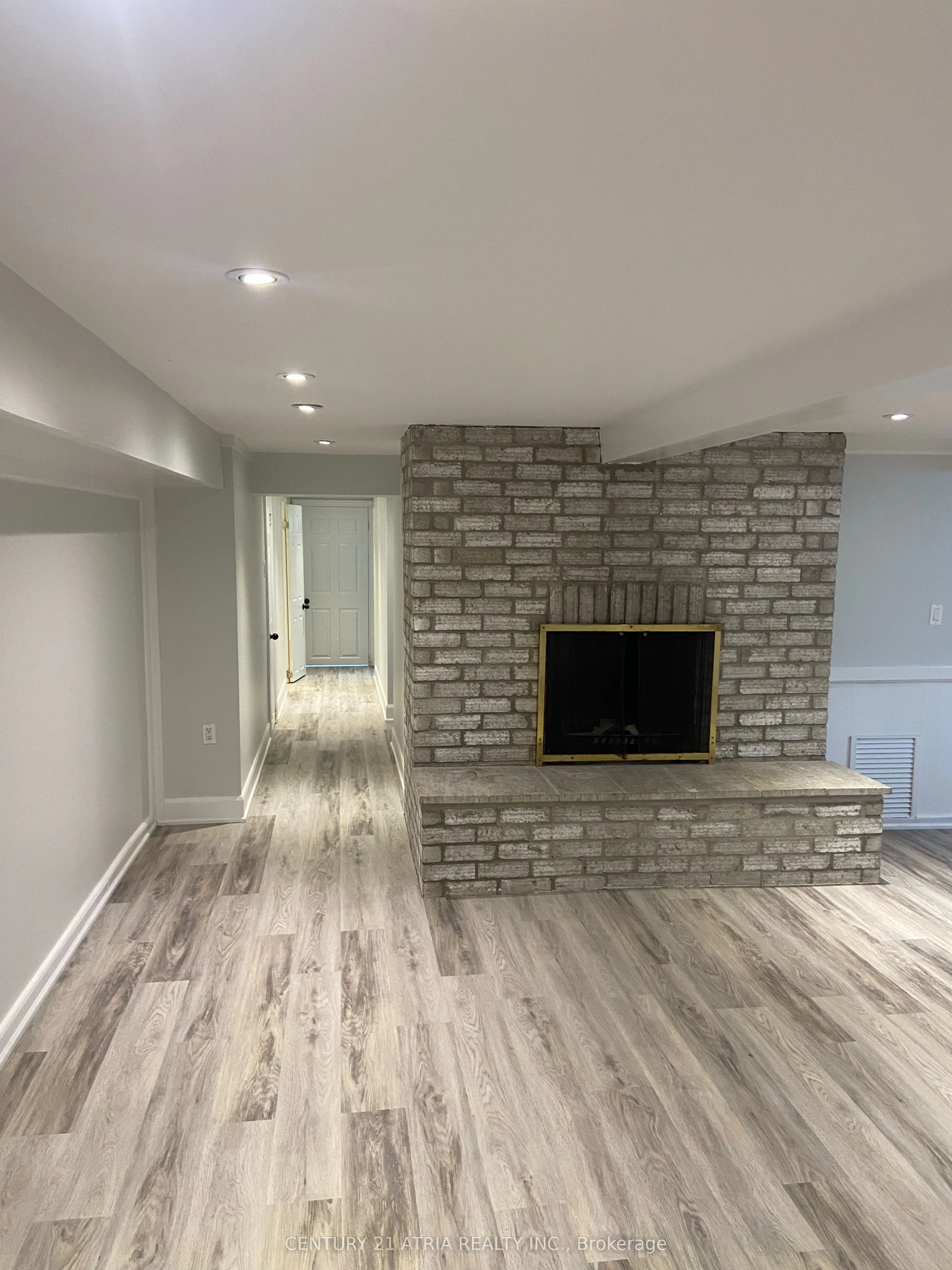 27 Waterbend Drive