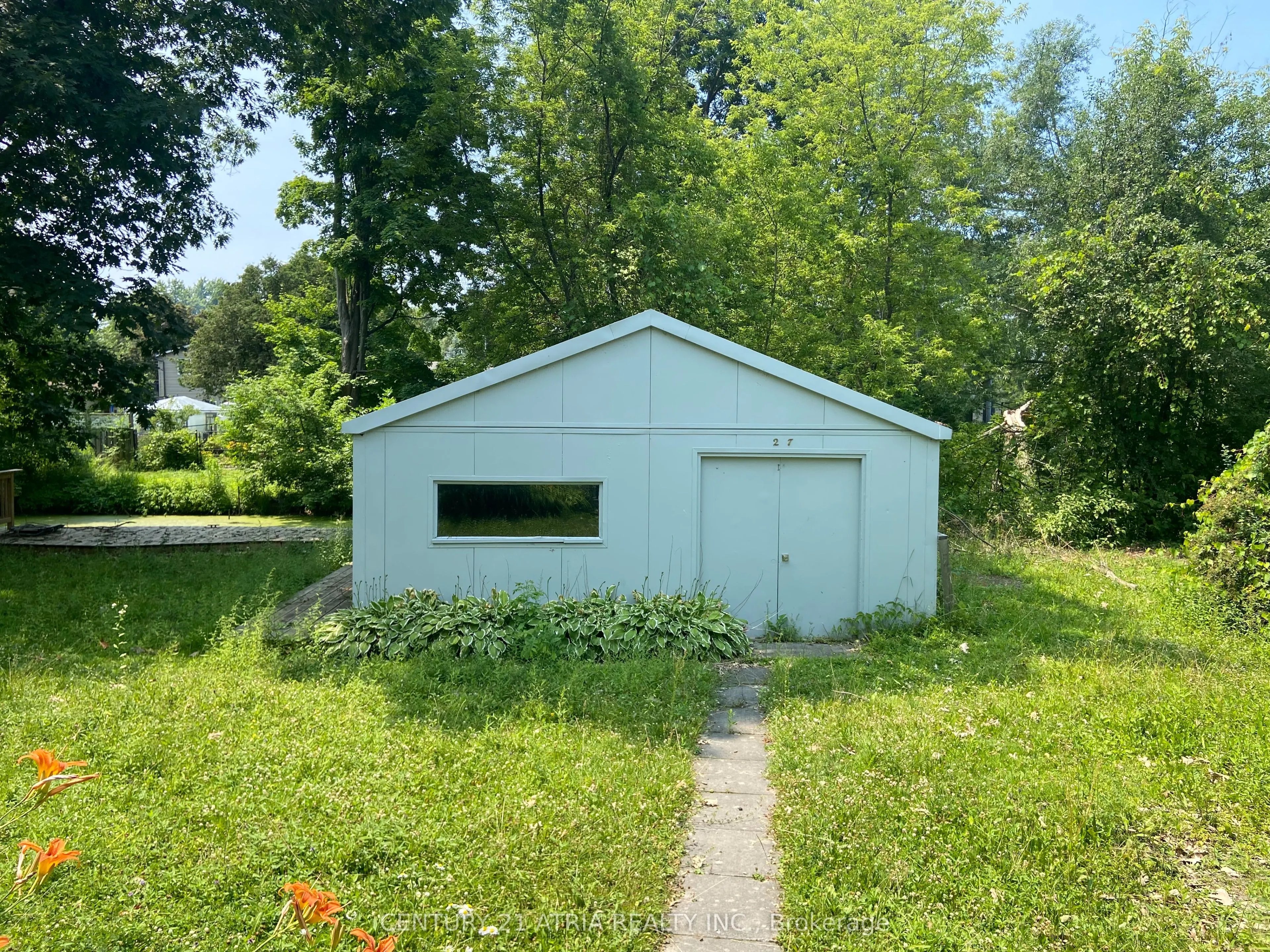 27 Waterbend Drive