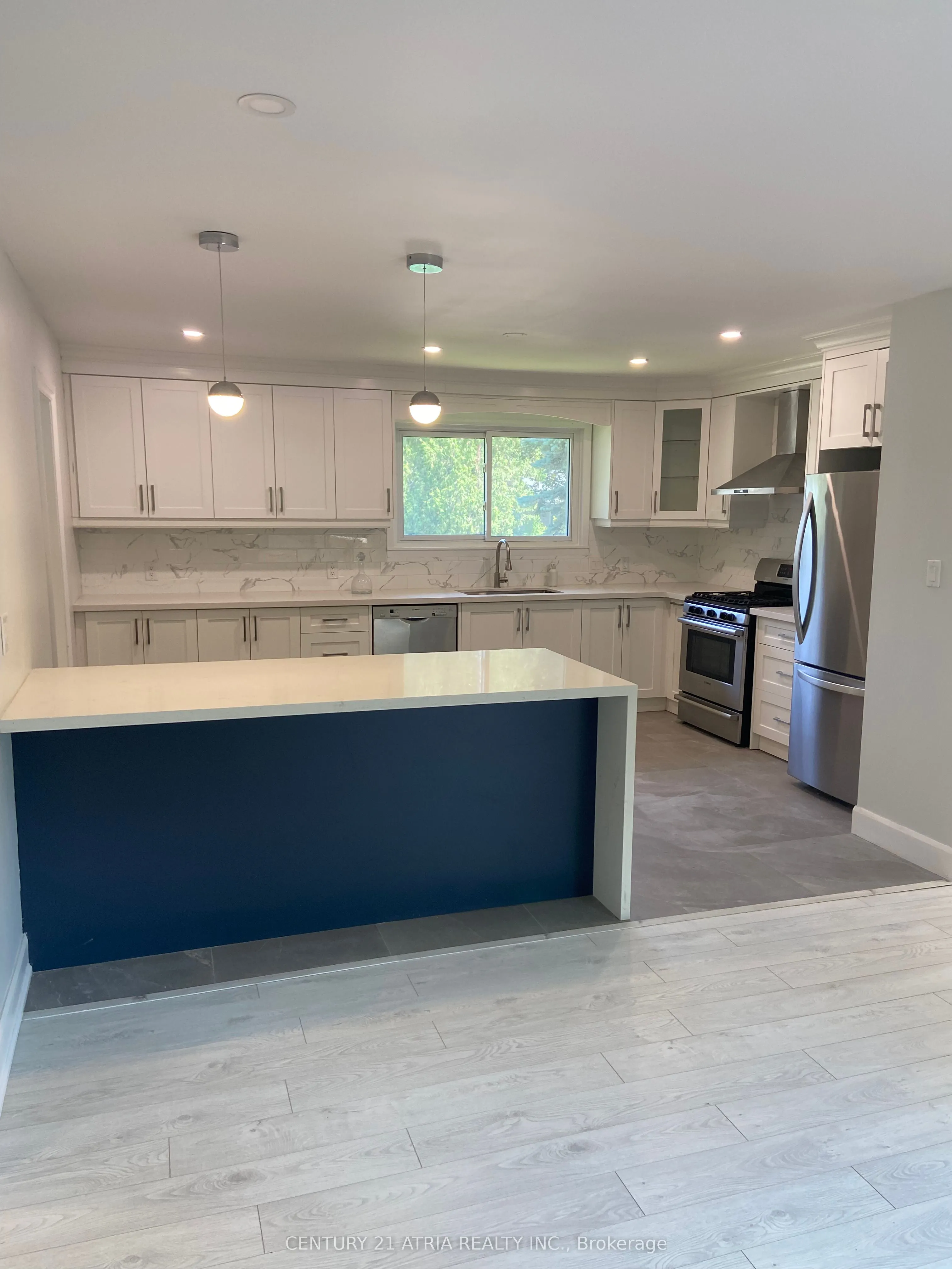 27 Waterbend Drive