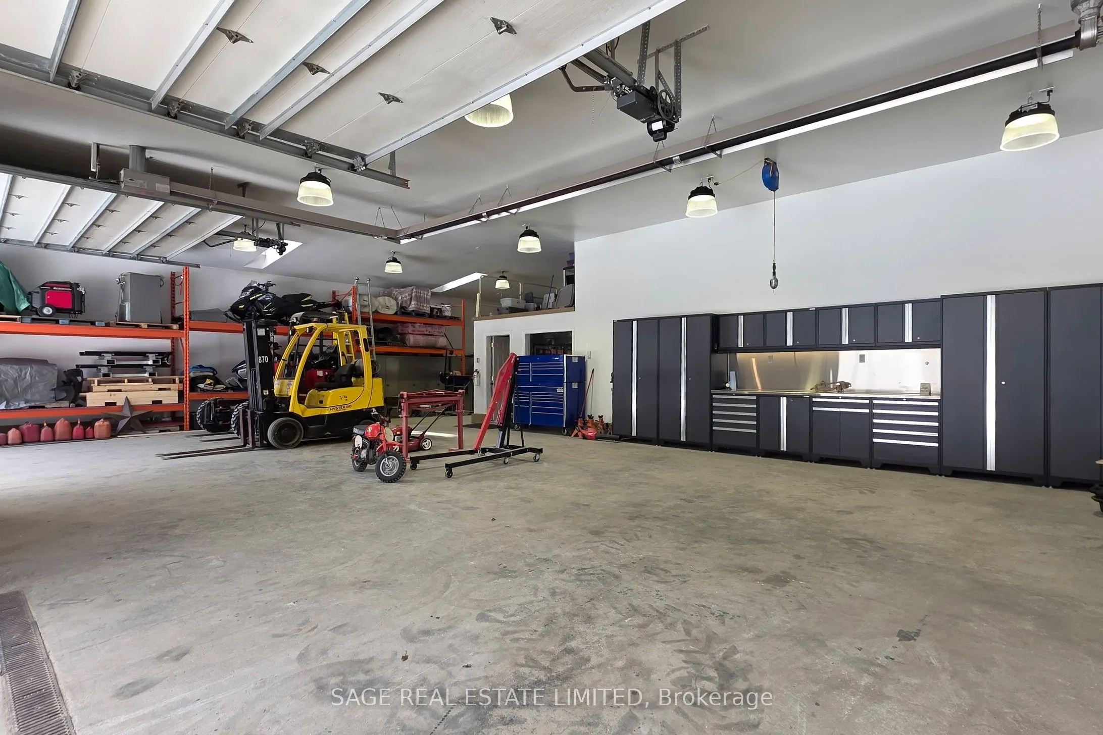 15240 12th Concession