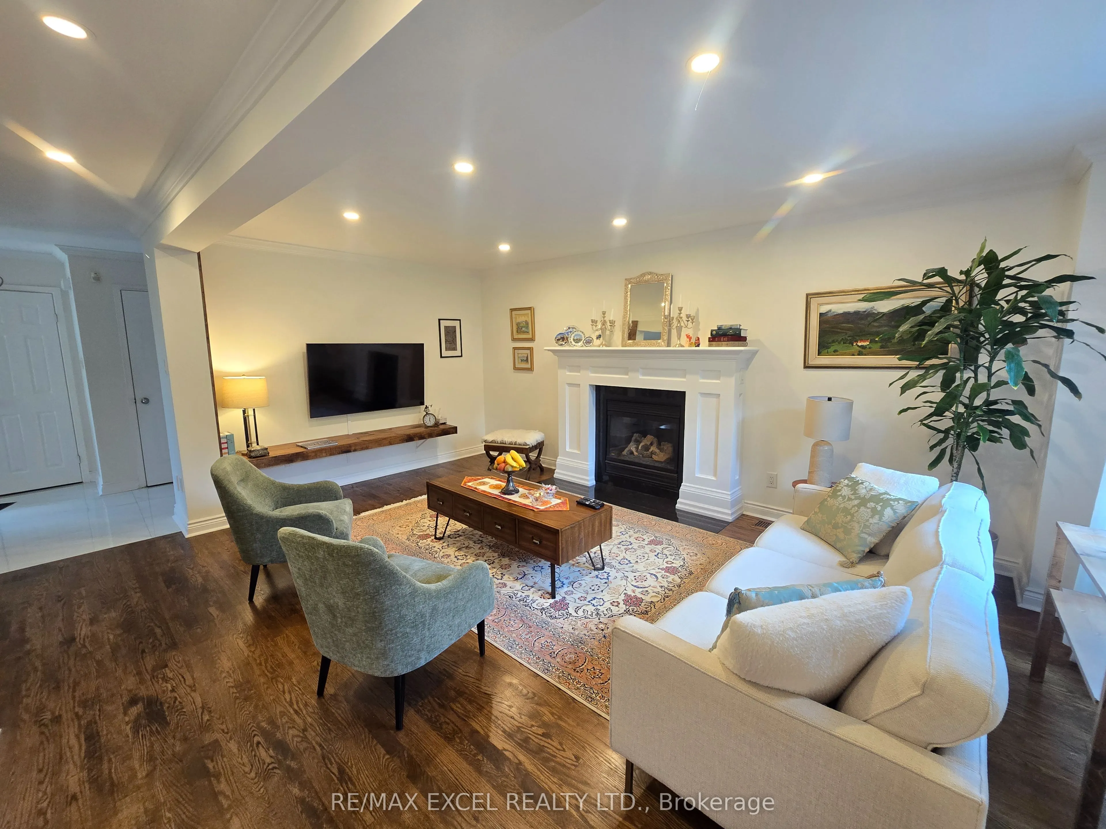 19 Marsh Street N