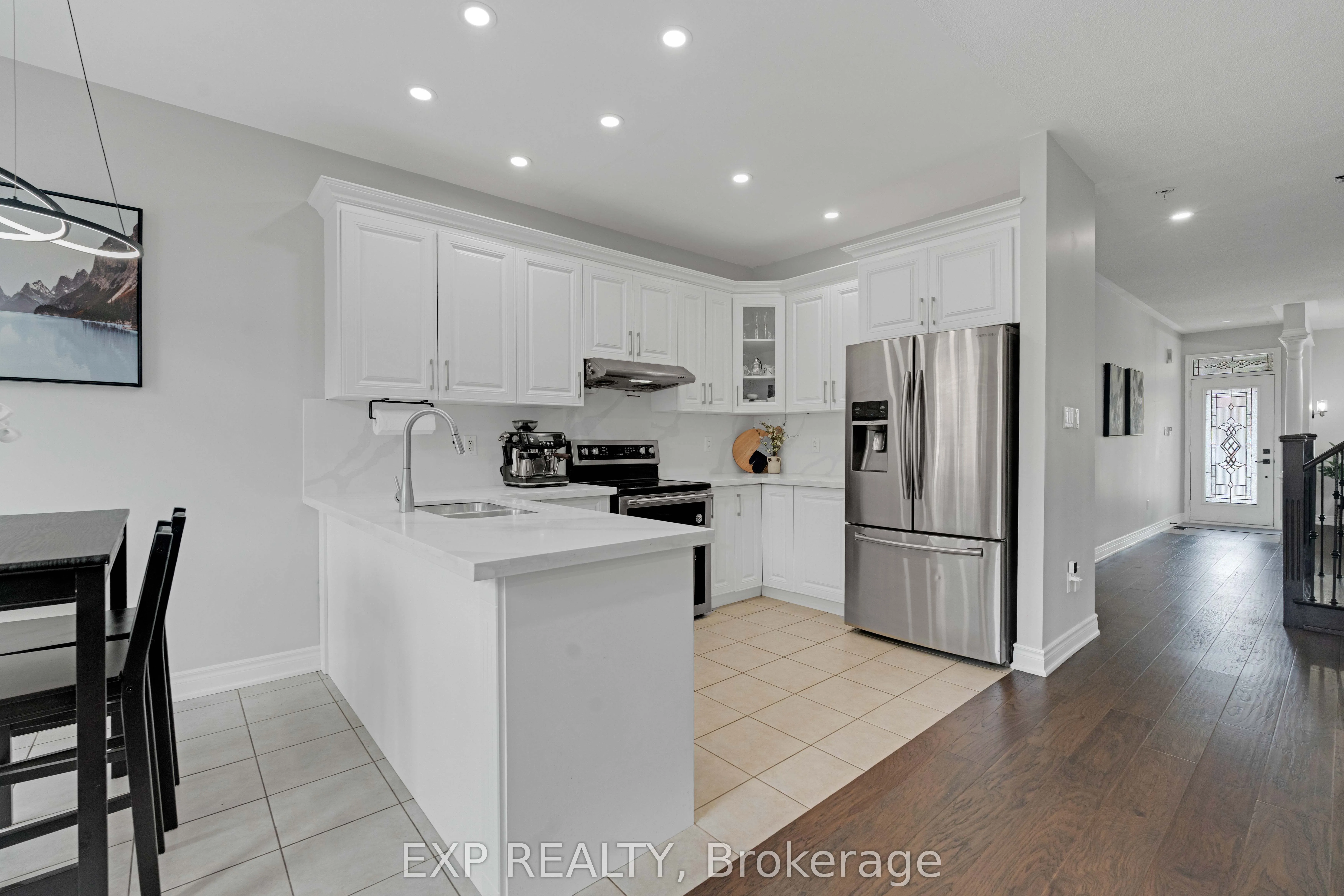 156 Dolce Crescent