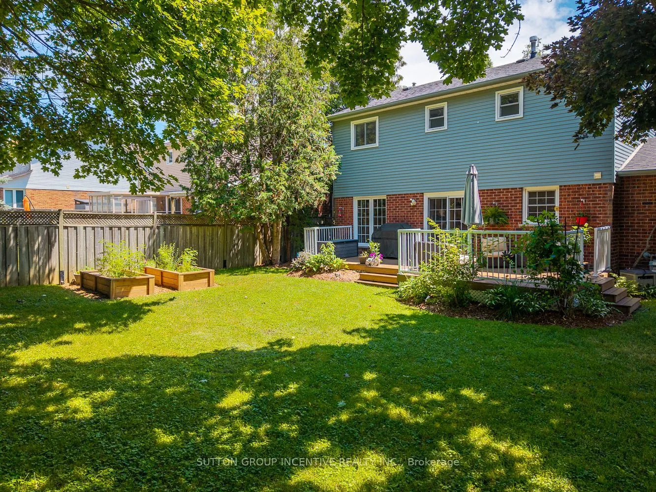 18 Heritage Road