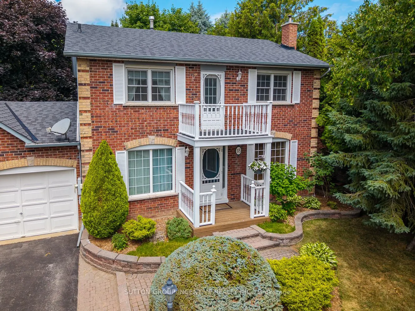 18 Heritage Road