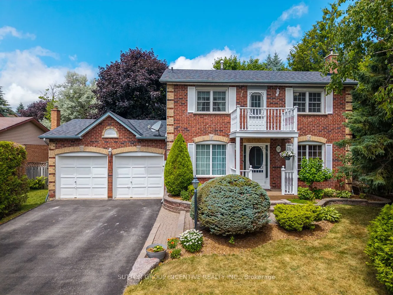 18 Heritage Road