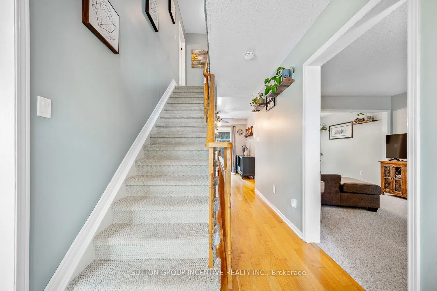 18 Heritage Road