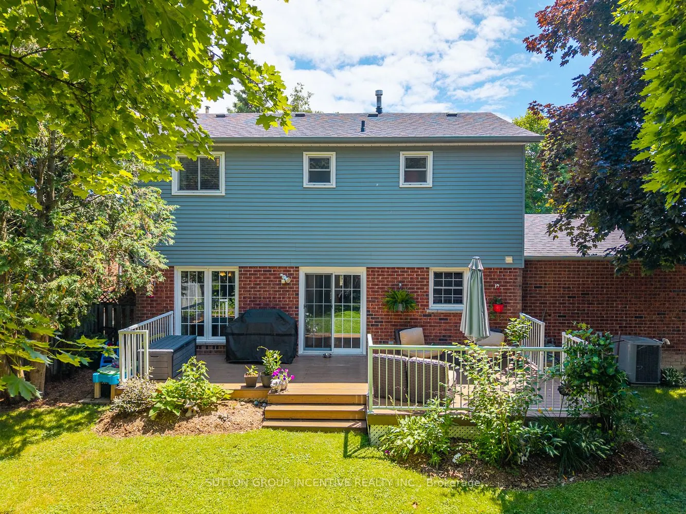 18 Heritage Road