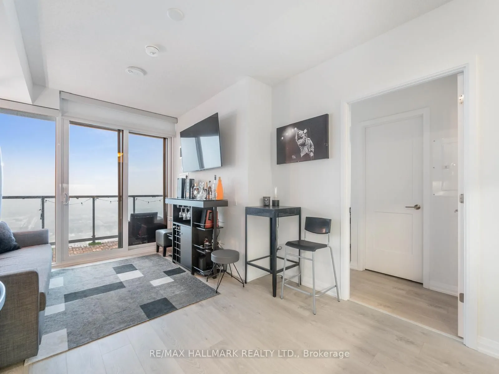 7895 Jane Street, #2802