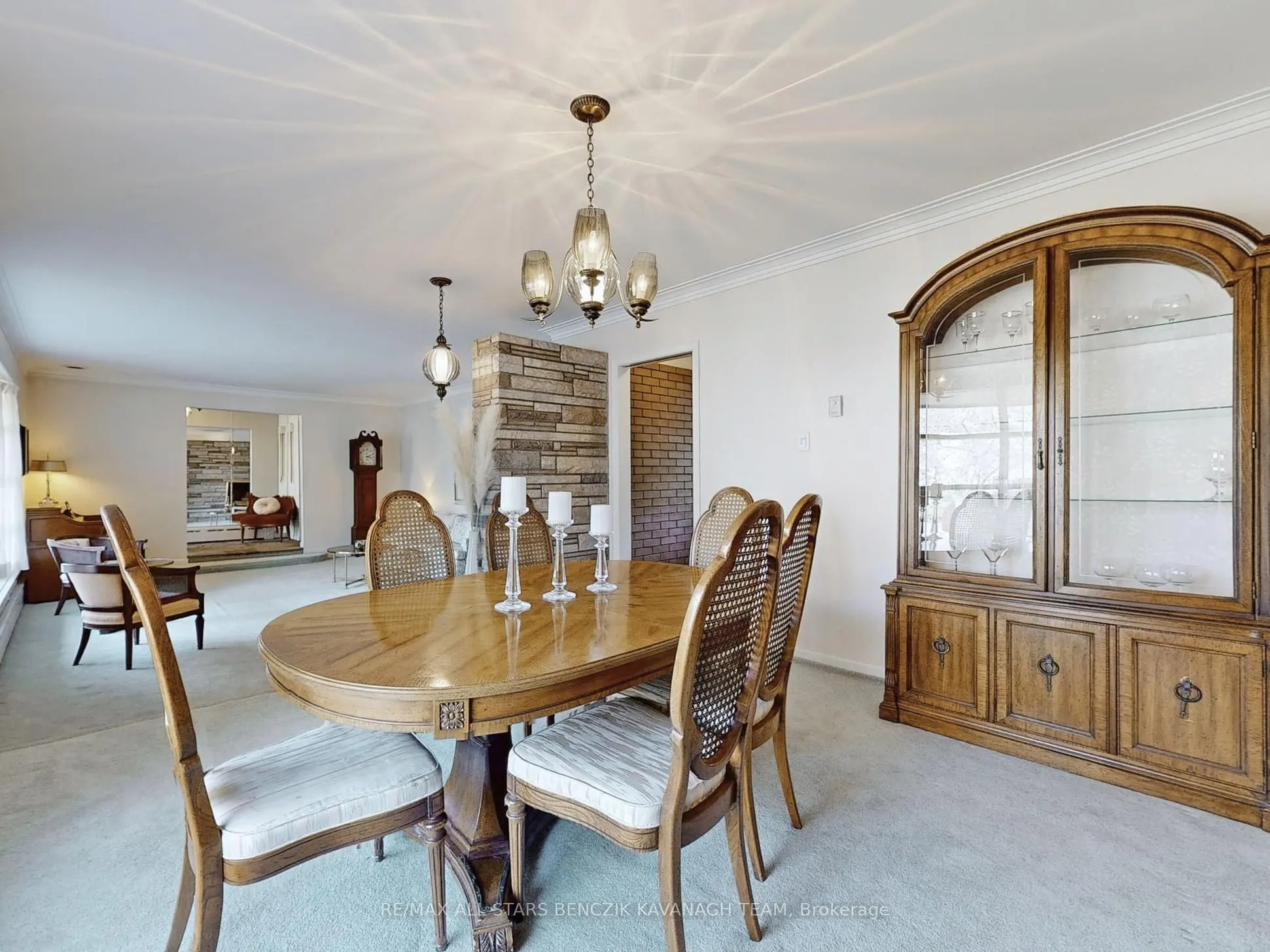 2 Savannah Crescent