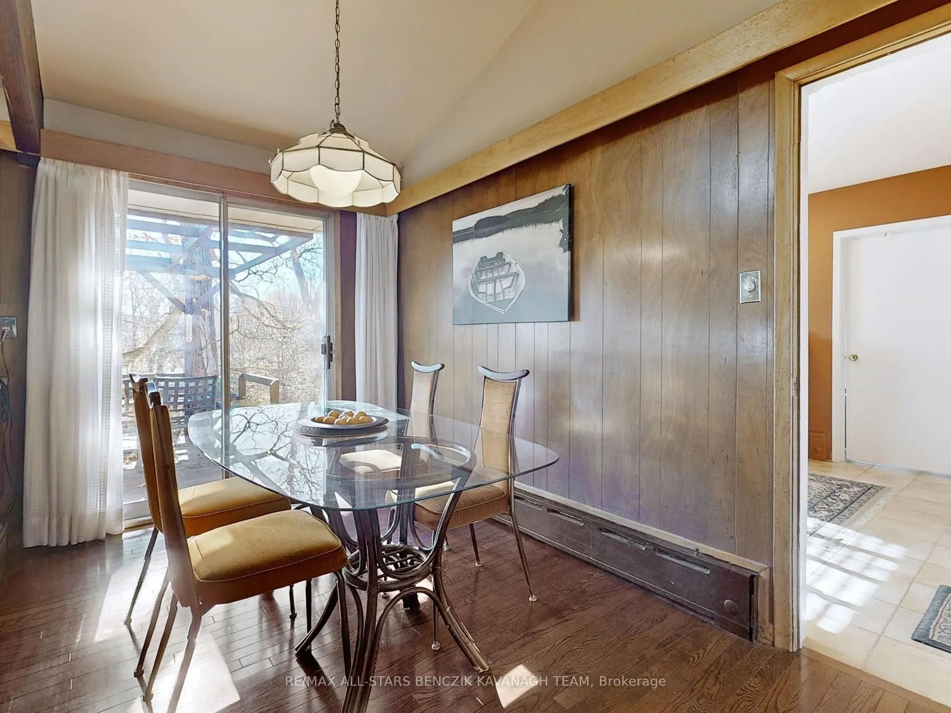 2 Savannah Crescent