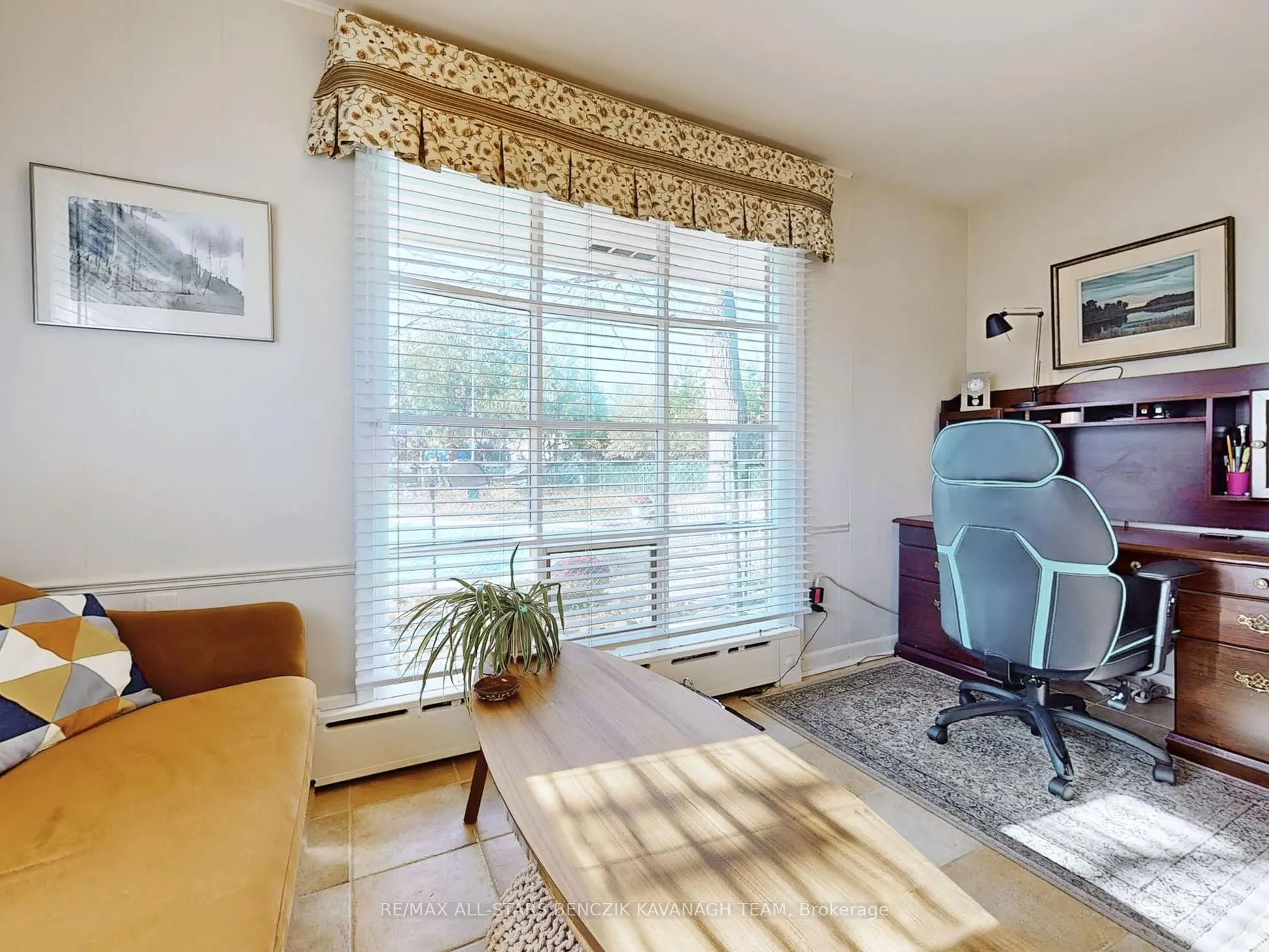 2 Savannah Crescent