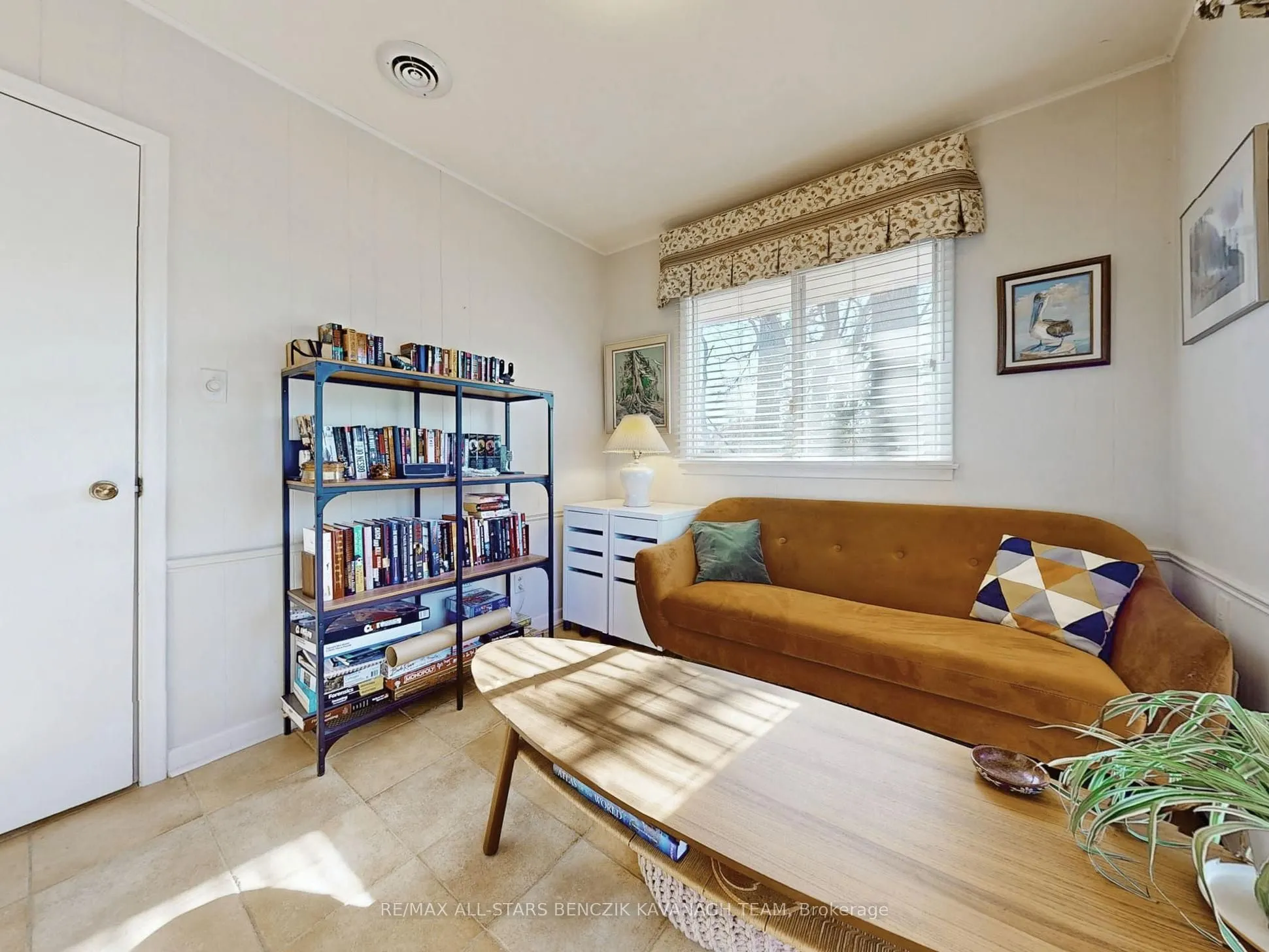 2 Savannah Crescent