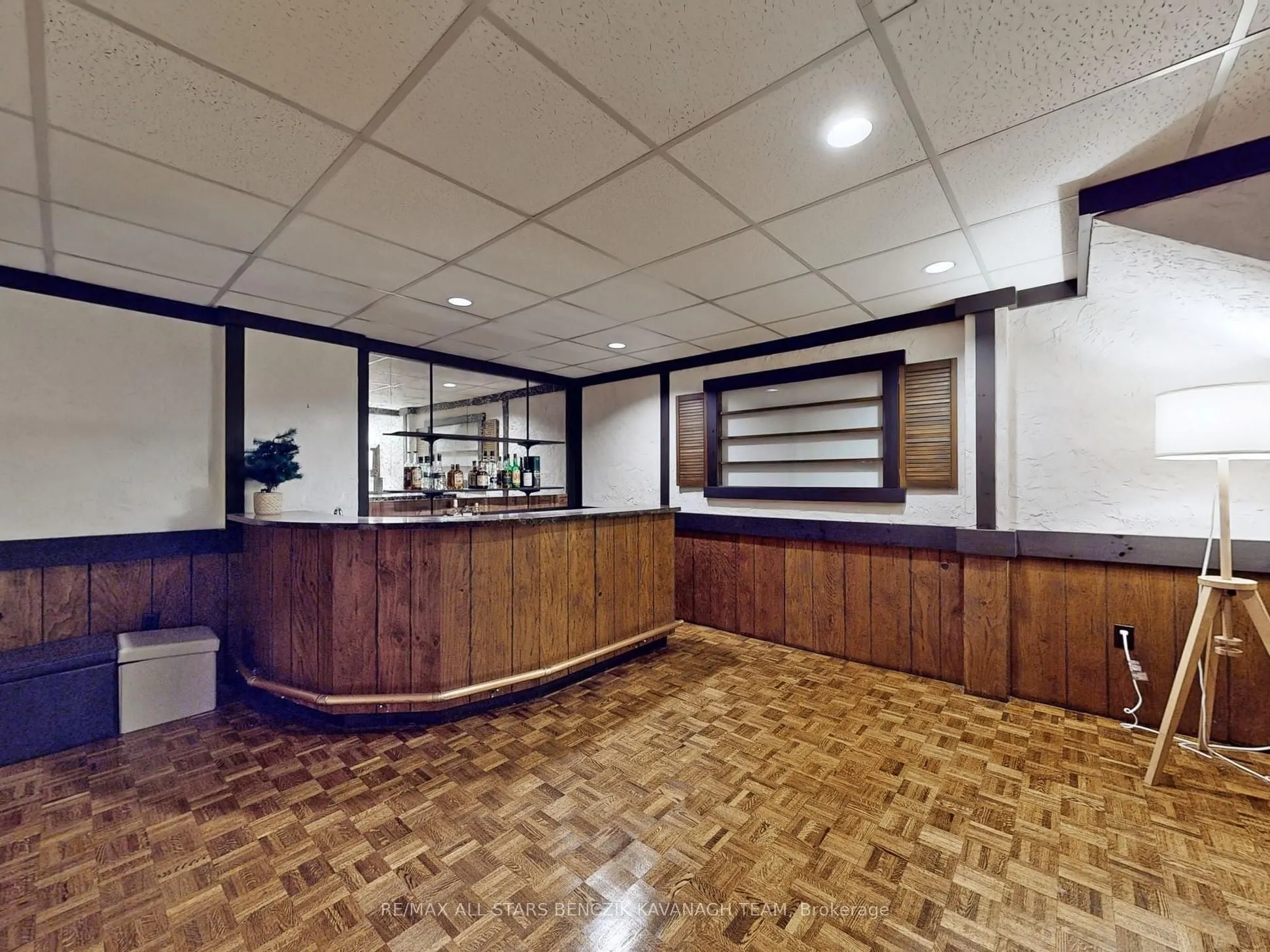 2 Savannah Crescent