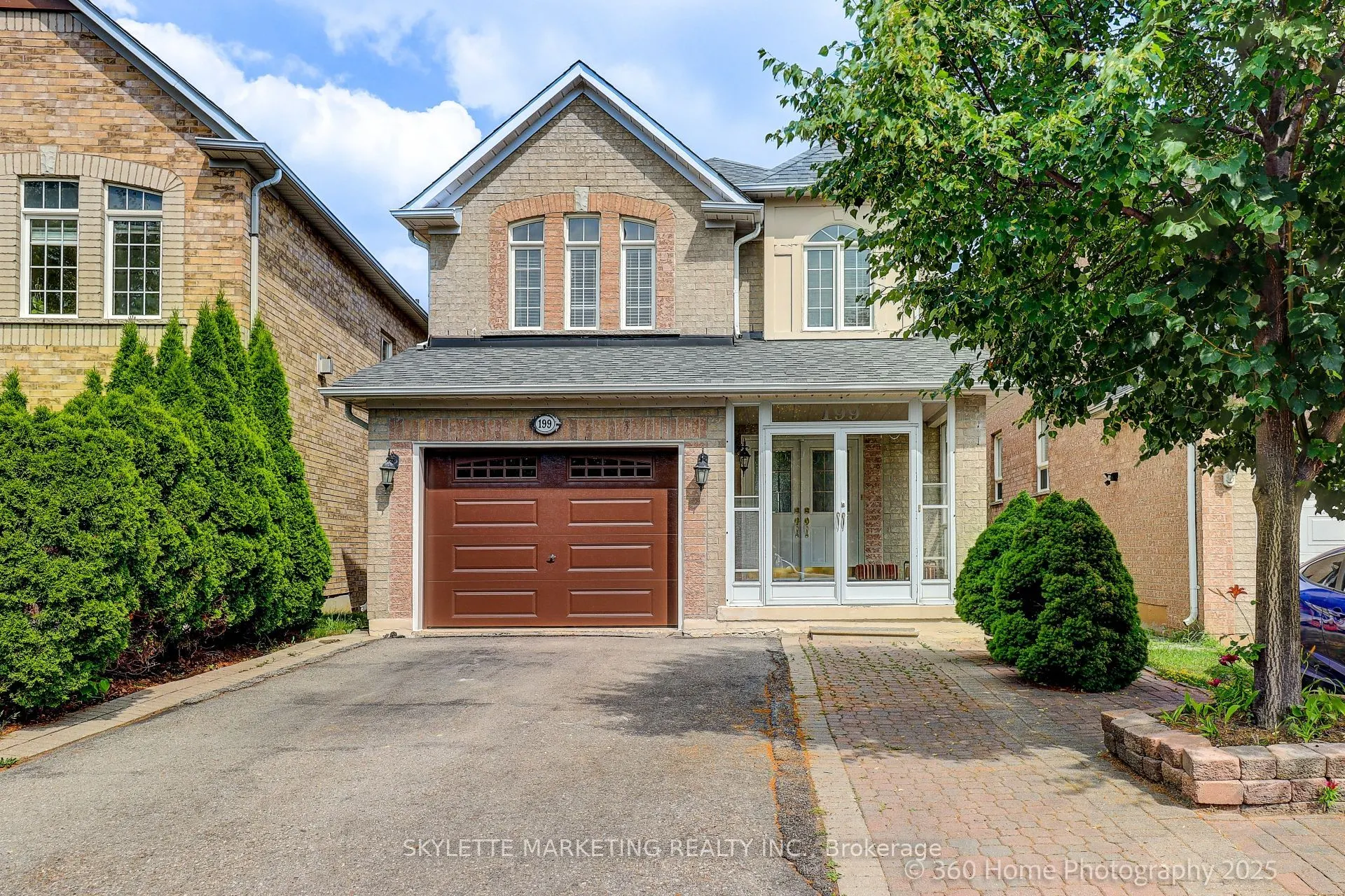 199 Kayla Crescent