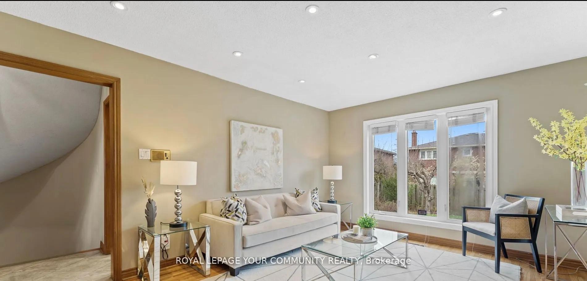 8233 Martin Grove Road, #Main