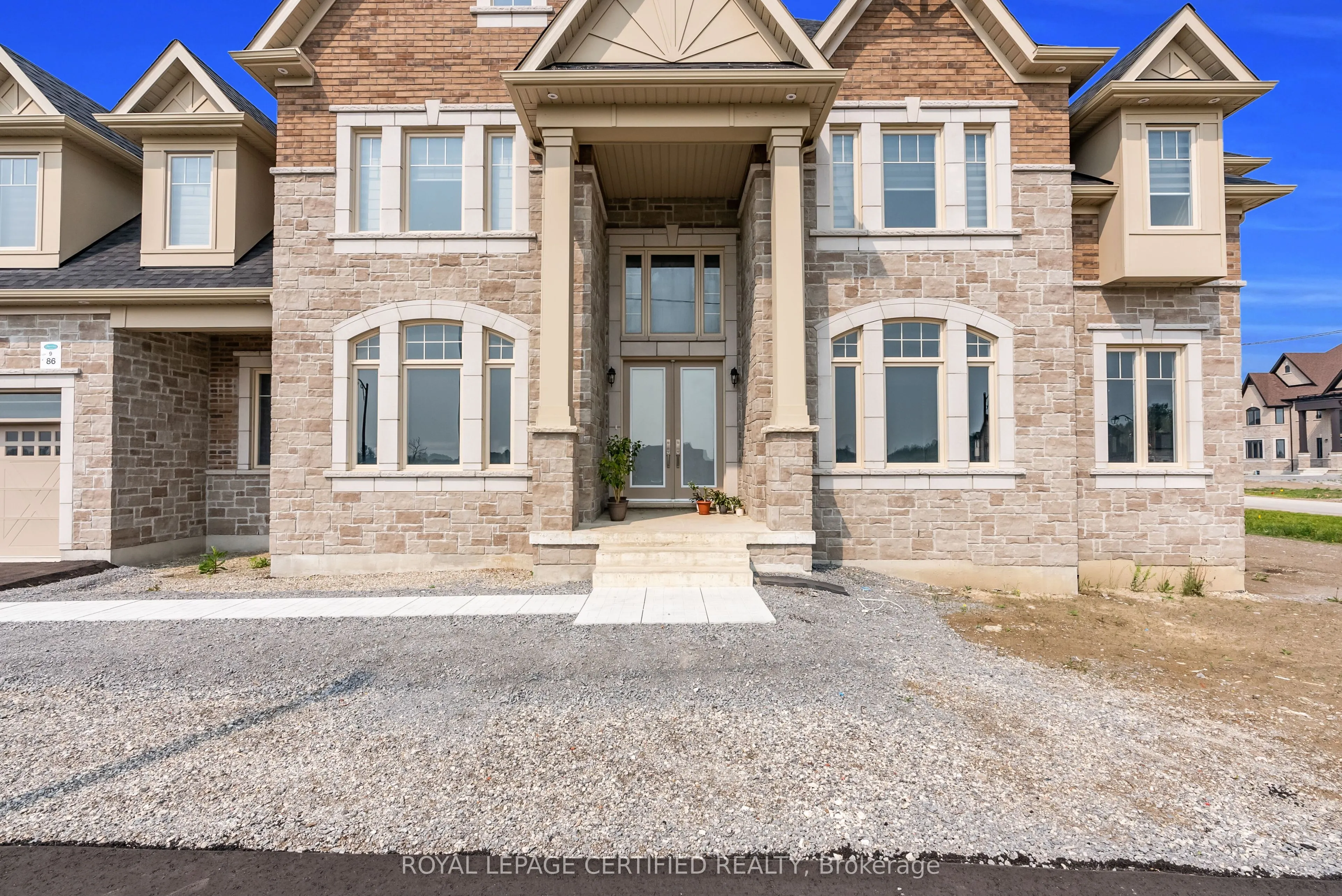 86 Green Gables Crescent