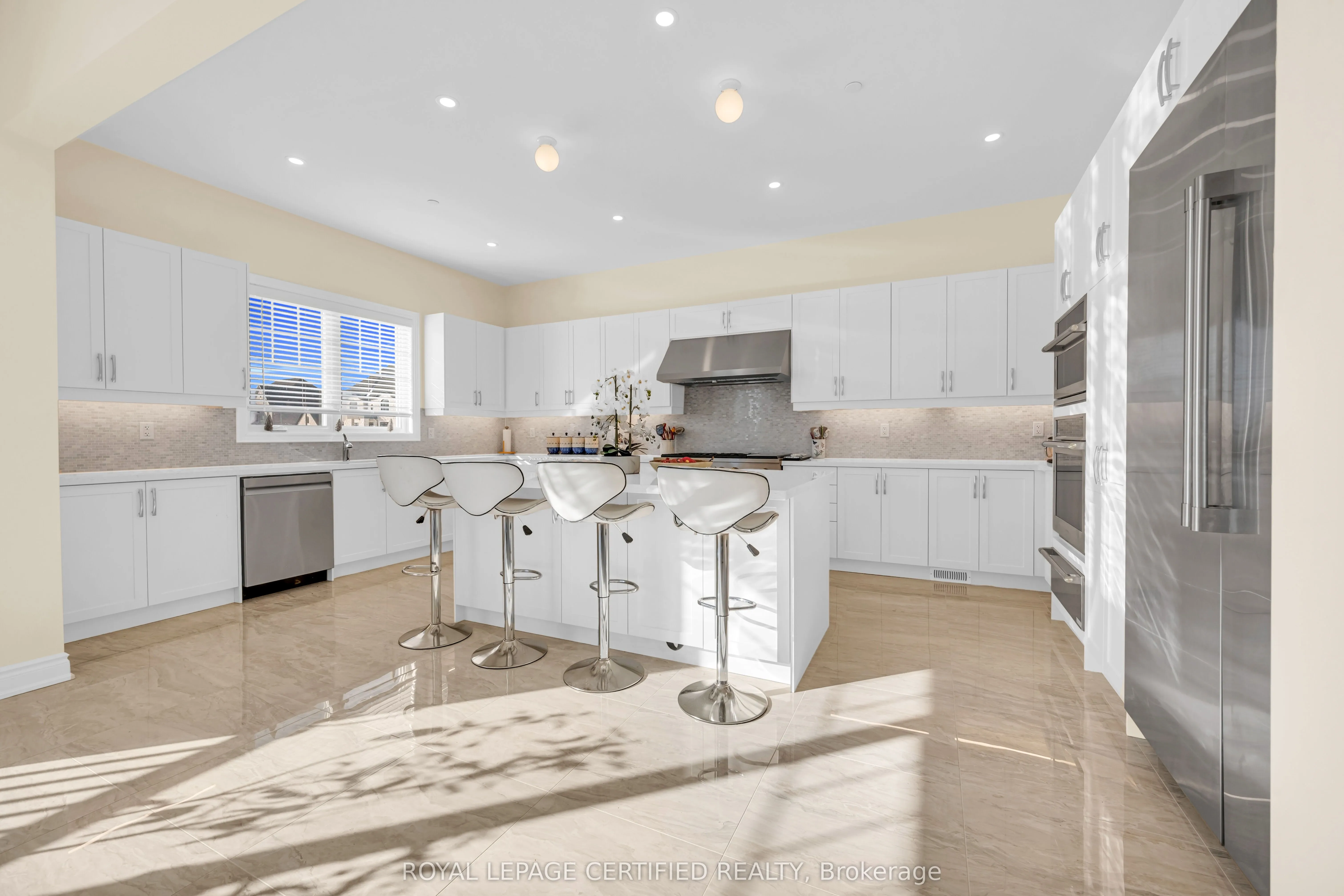 86 Green Gables Crescent